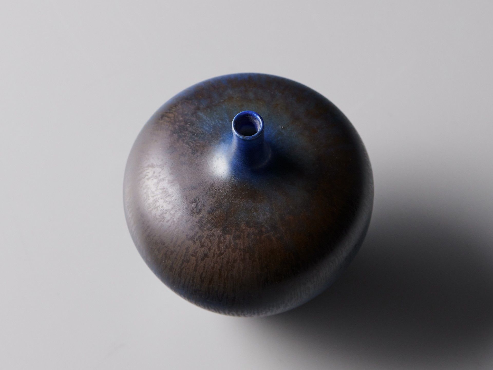 Vase image 4