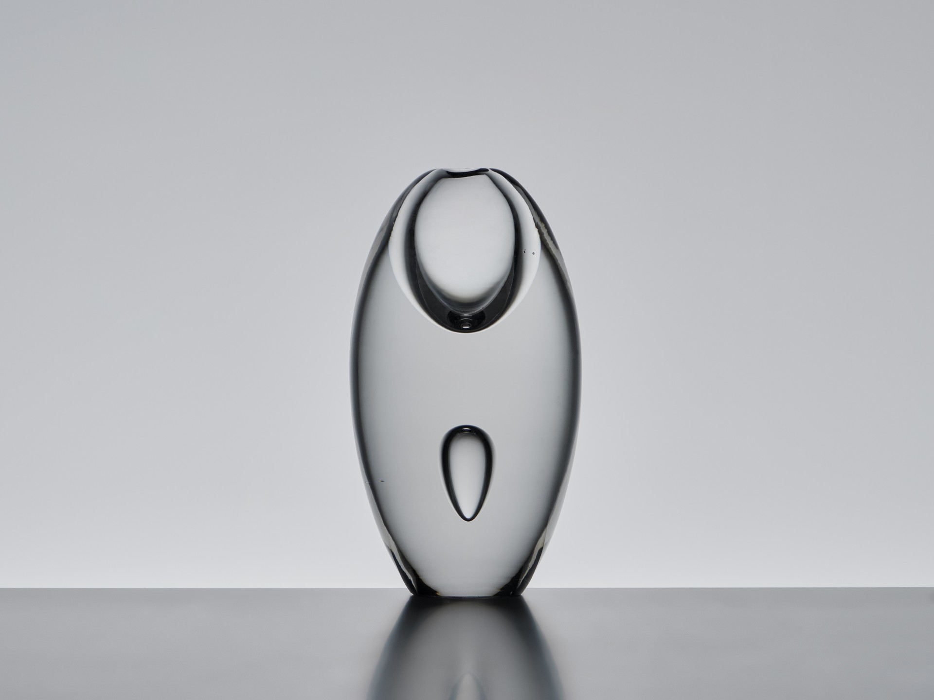 ¨Kyynelpisara¨ (Tear) Vase