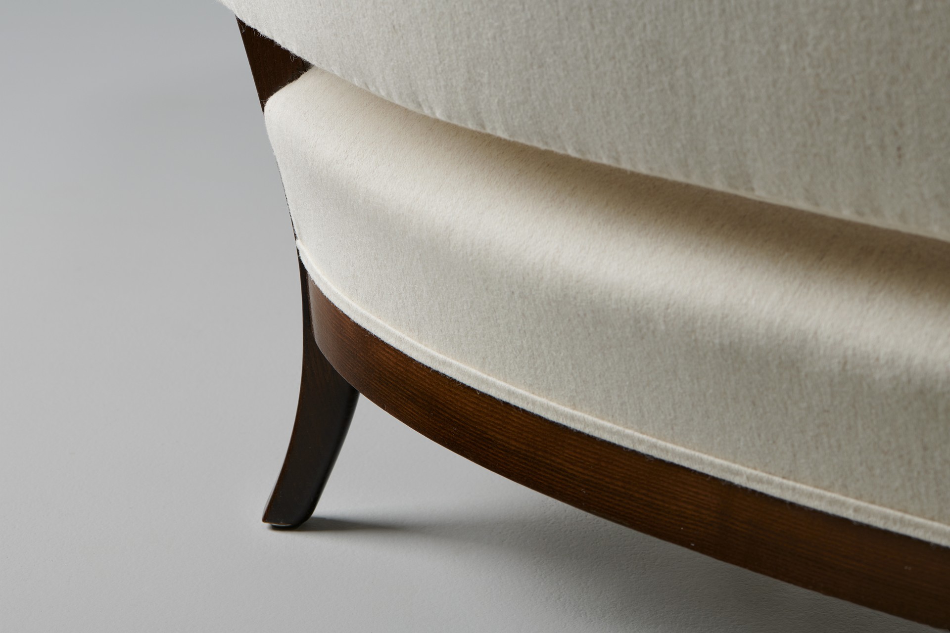 Sofa image 5