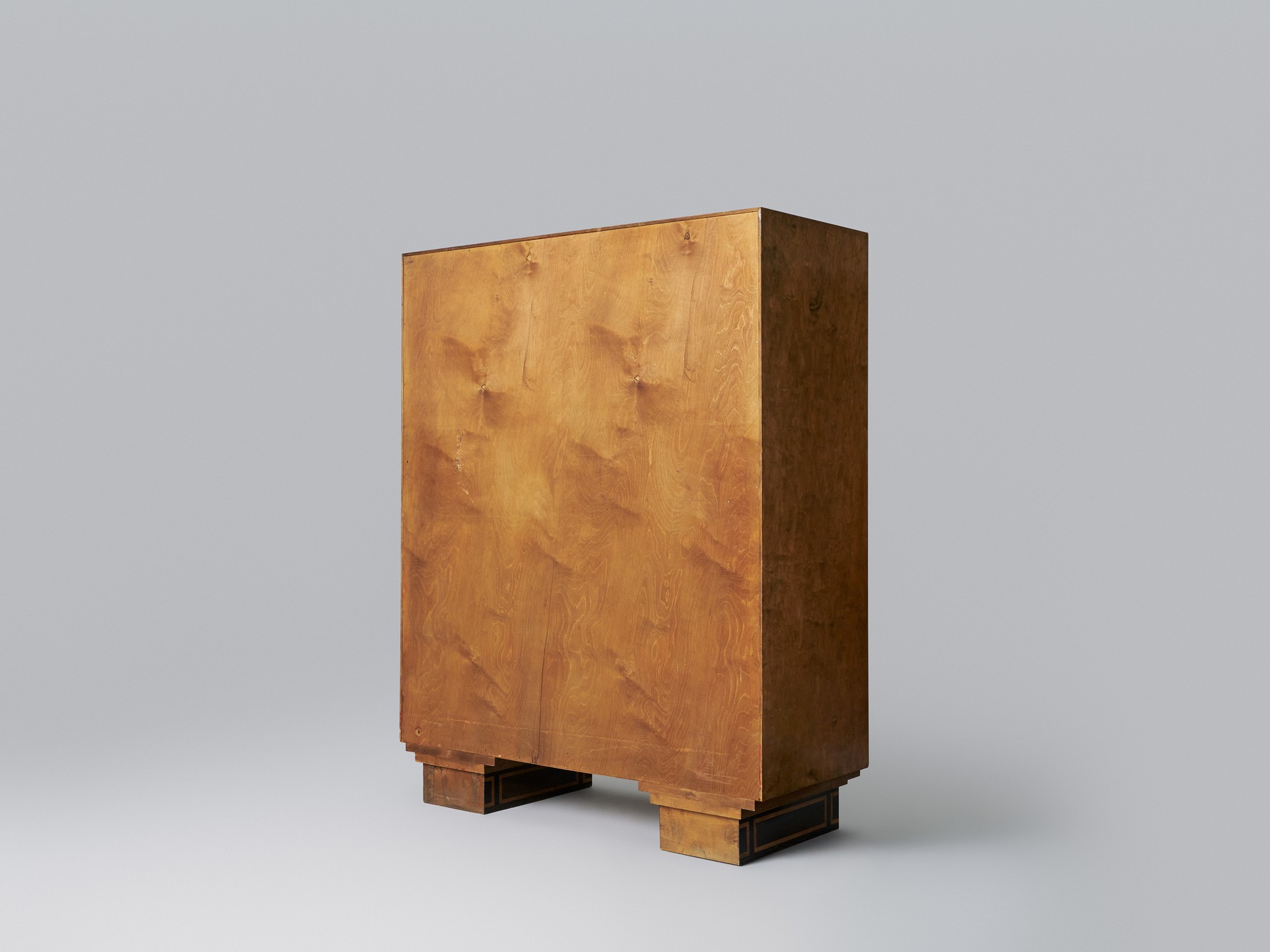 Swedish Grace Cabinet image 4