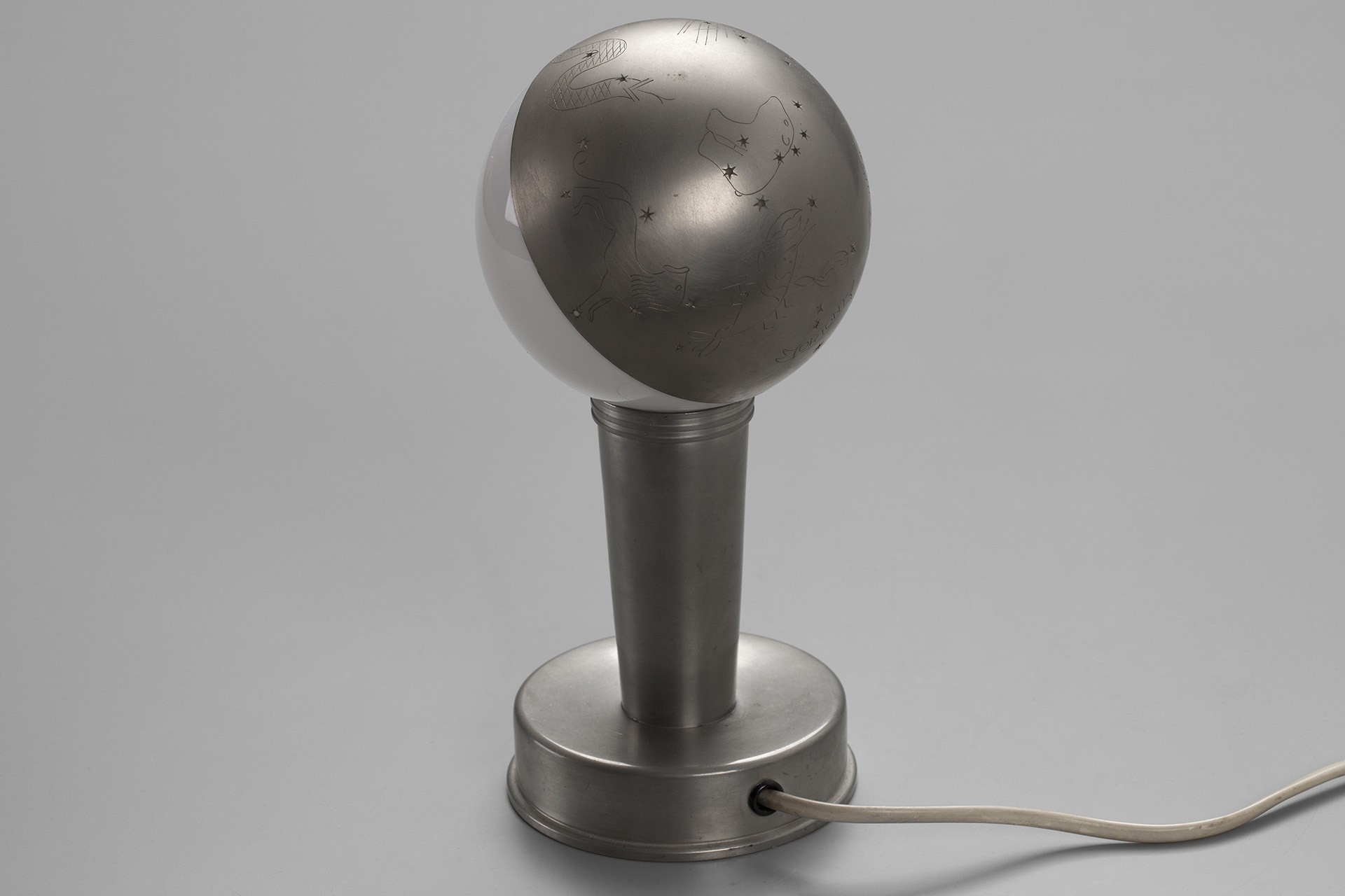 Table Lamp image 2