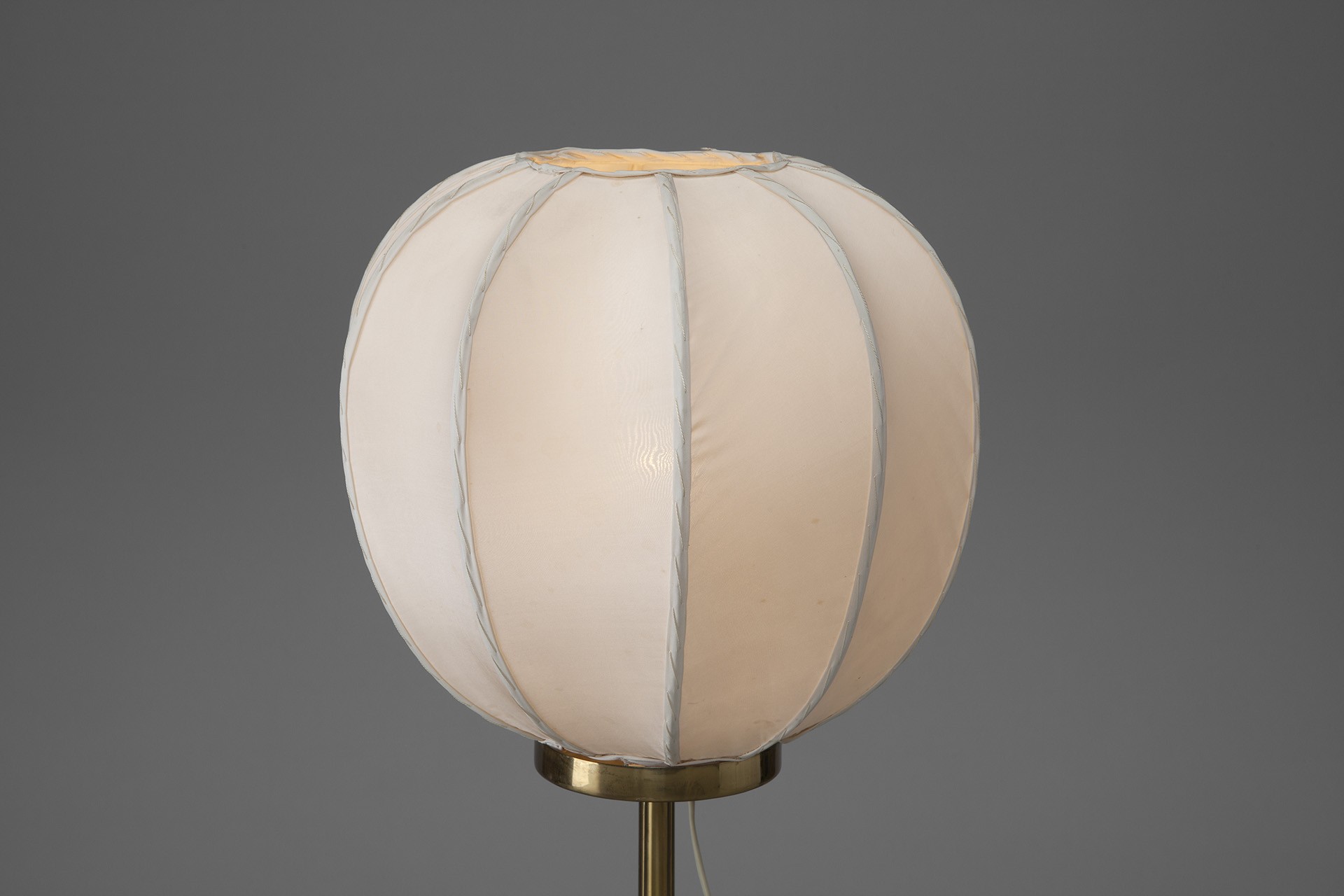 Table Lamp image 4