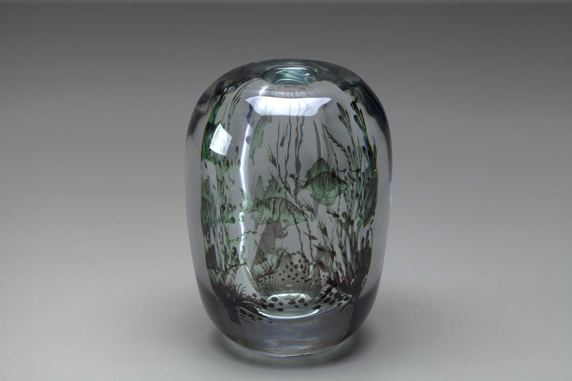 Large 'Fishgraal' Vase image 3