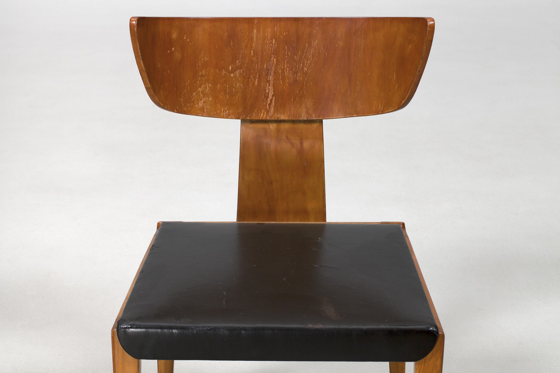 Chair image 4