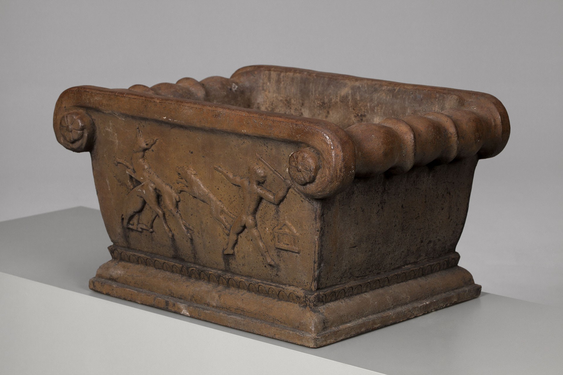 The Hunting Urn image 2
