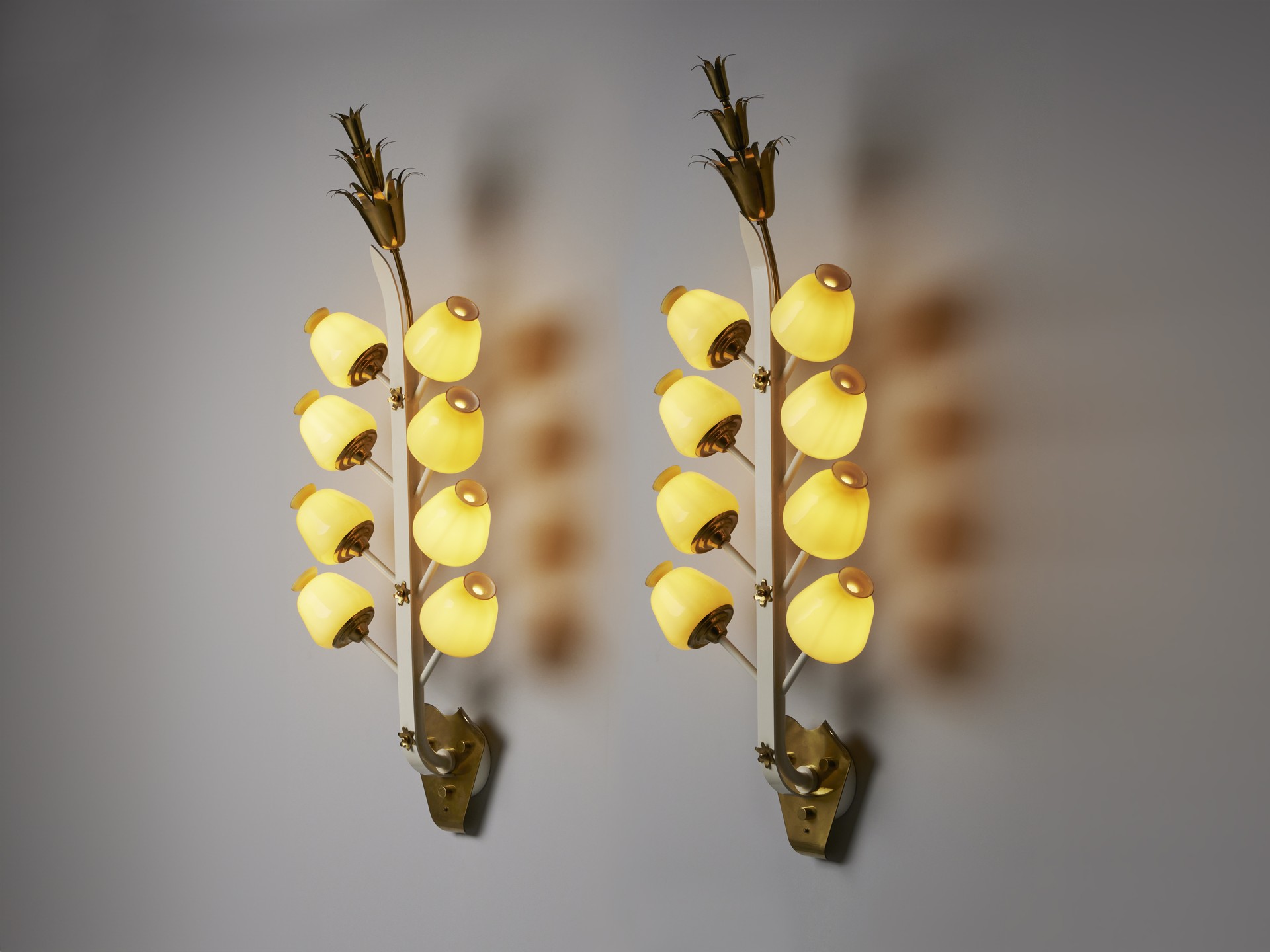 Large Wall Lamp image 4