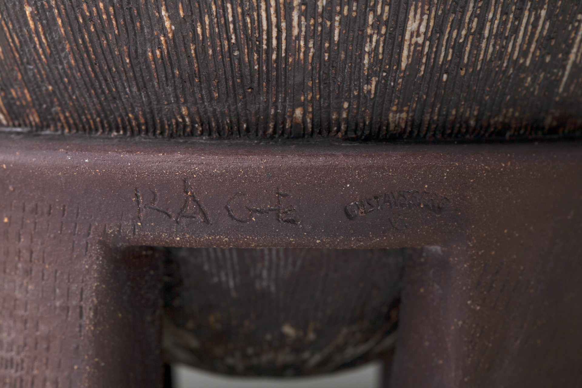 Footed Farsta Urn image 3
