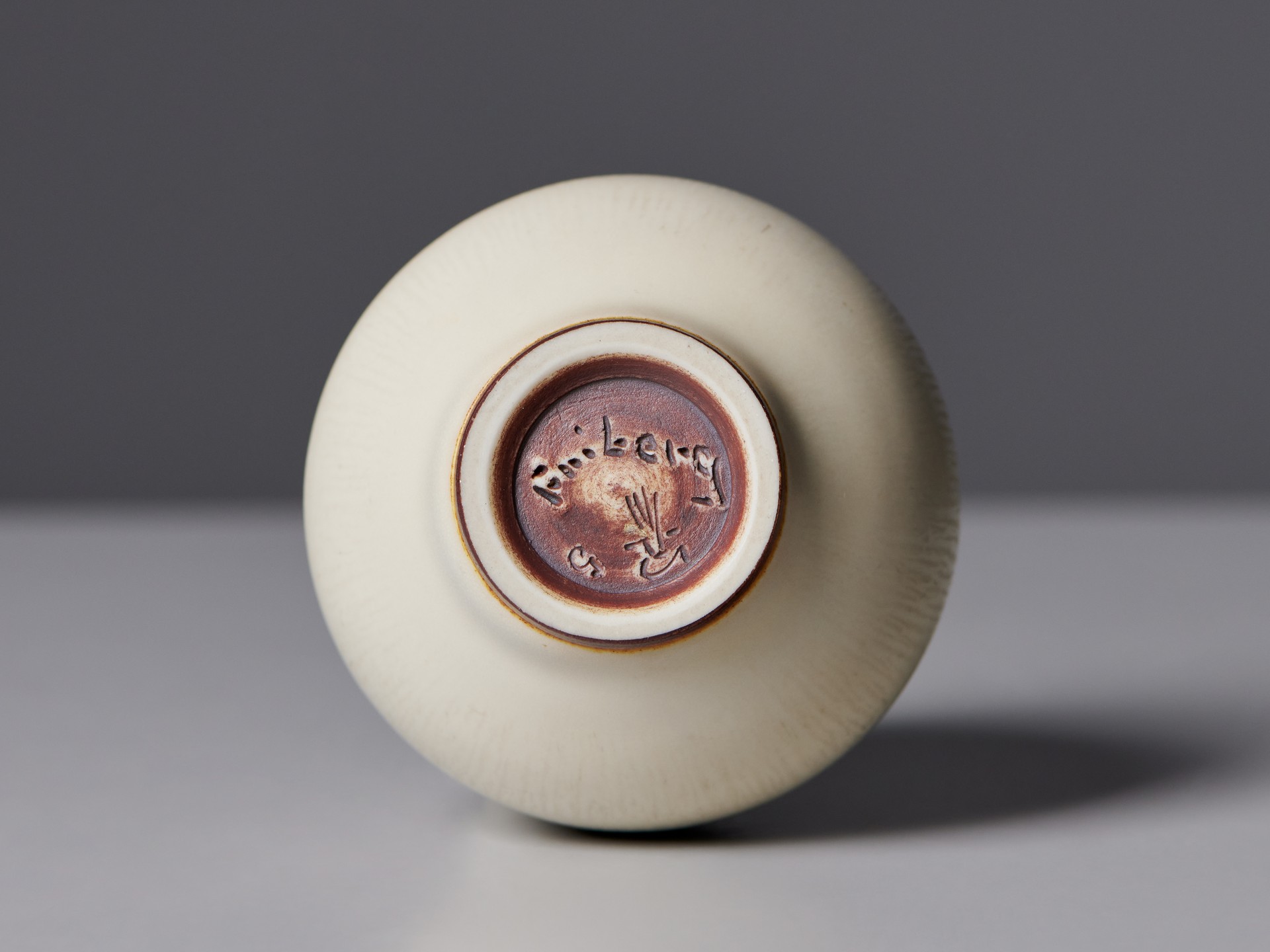 Vase image 5