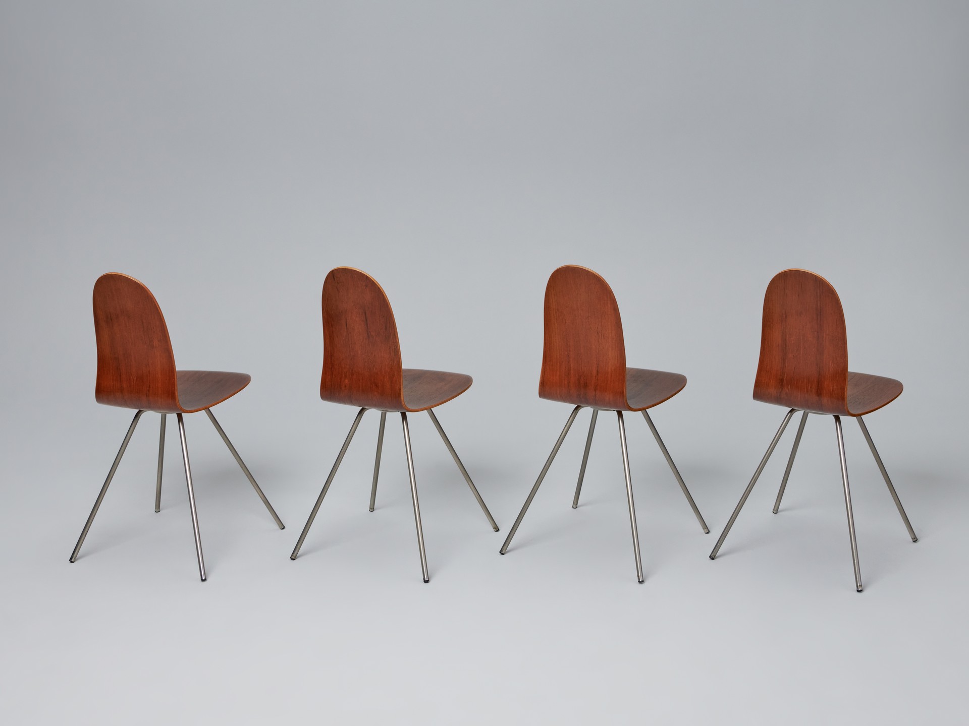 Set of Four 'The Tongue' Chairs image 3