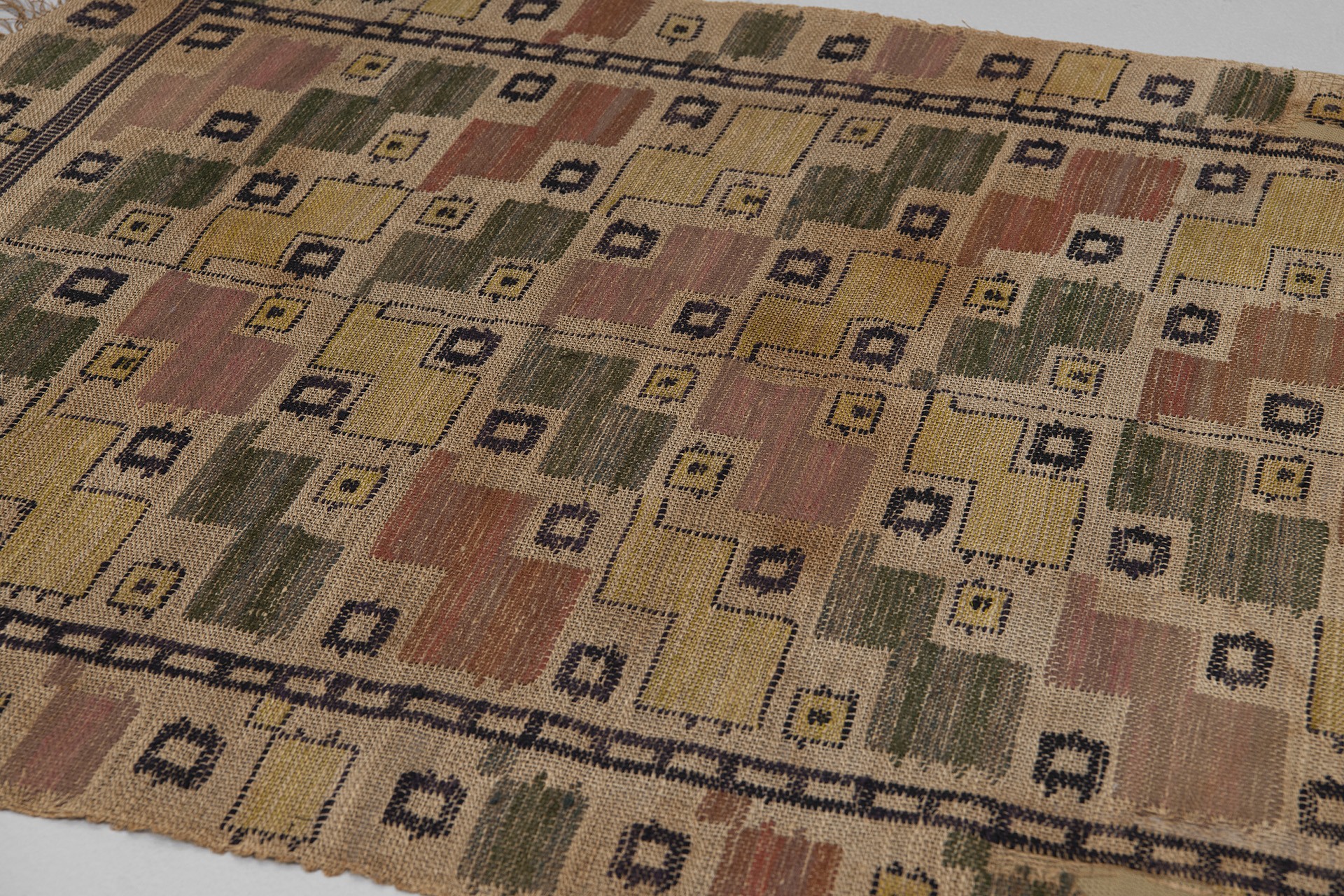 Early Tapestry image 4