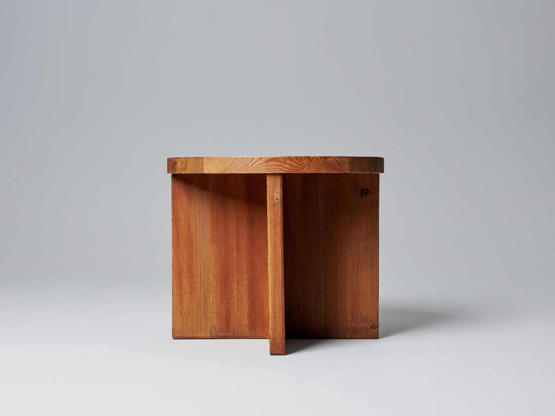 'Lovö' table image 4
