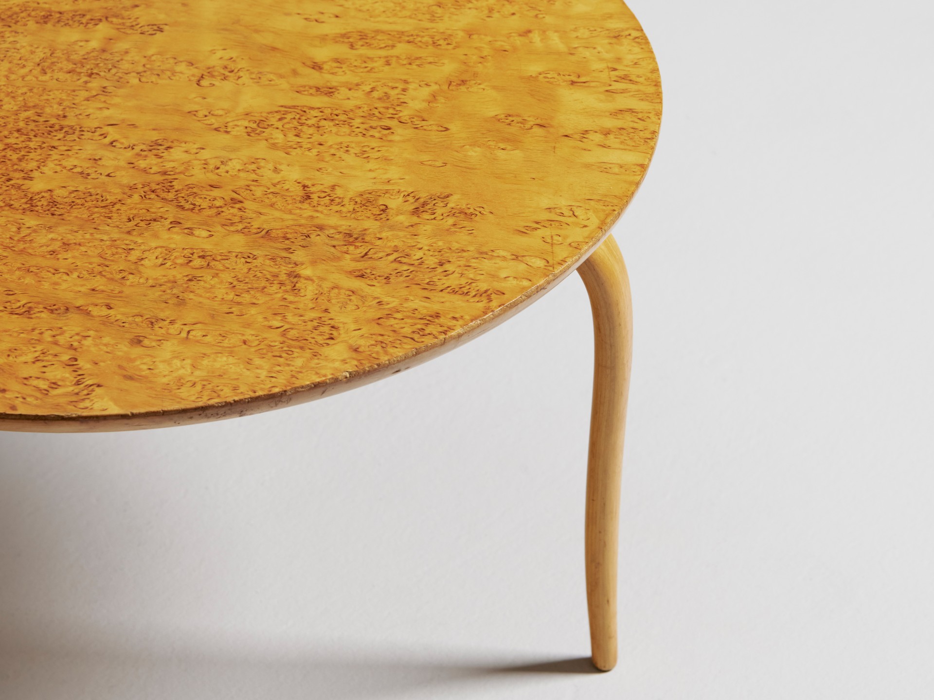 'Annika' Table image 5