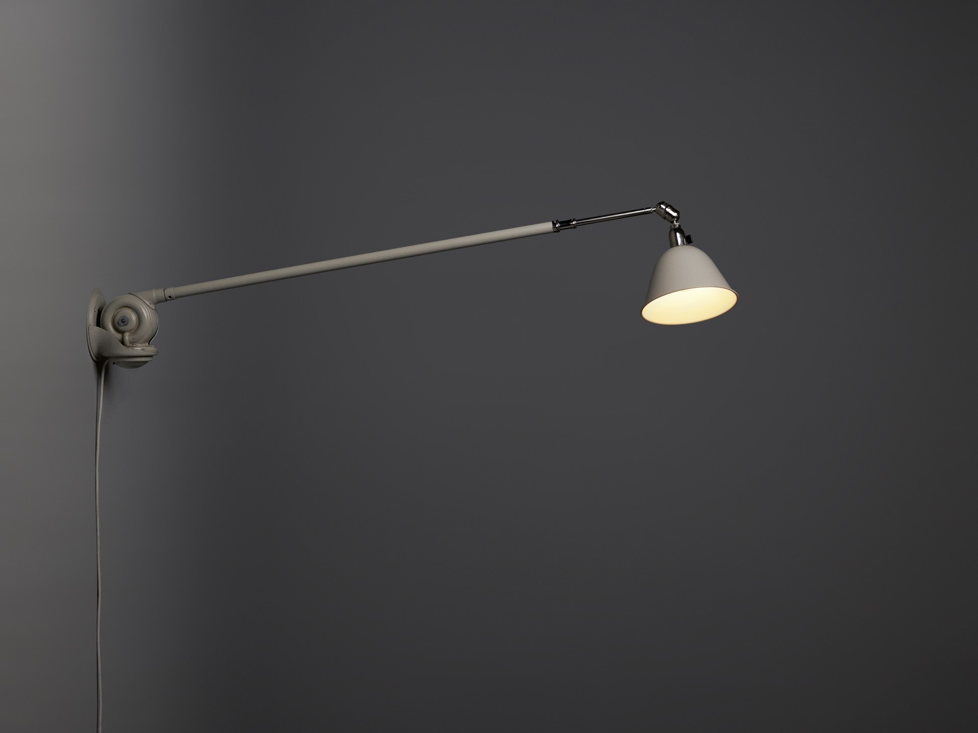 'Triplex' Extendable Lamp image 2