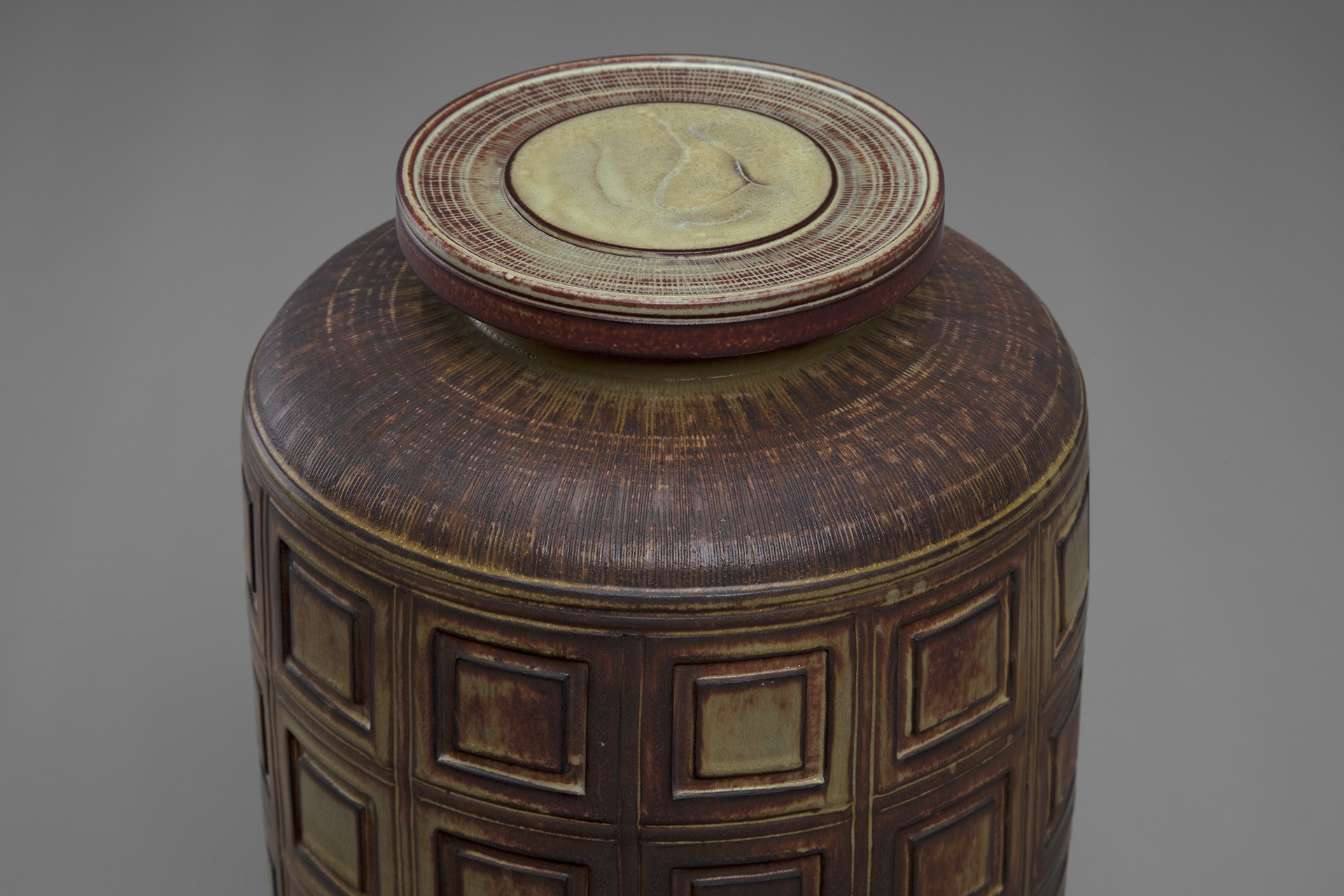 Large Urn and Lid image 3