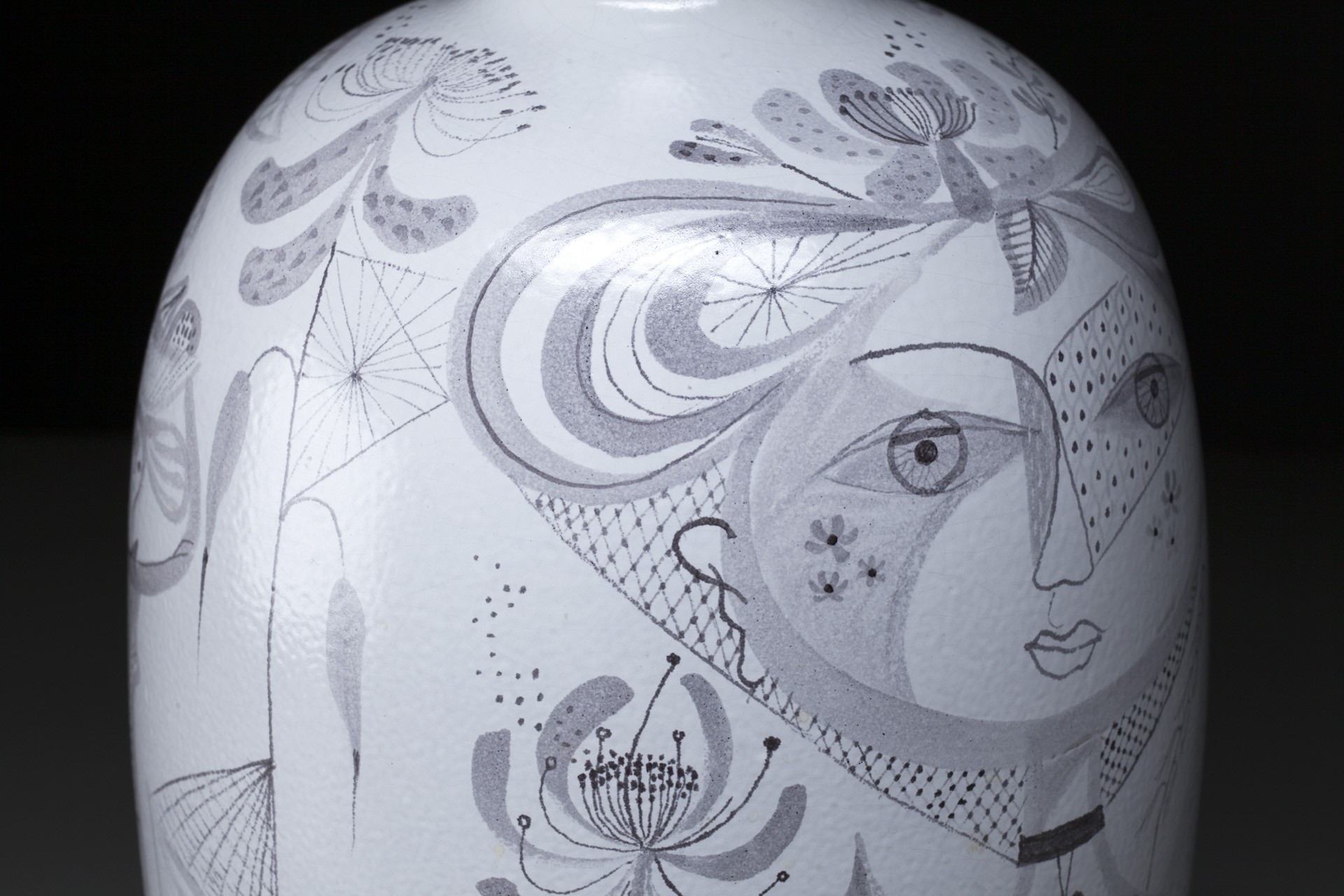 Large Vase image 5
