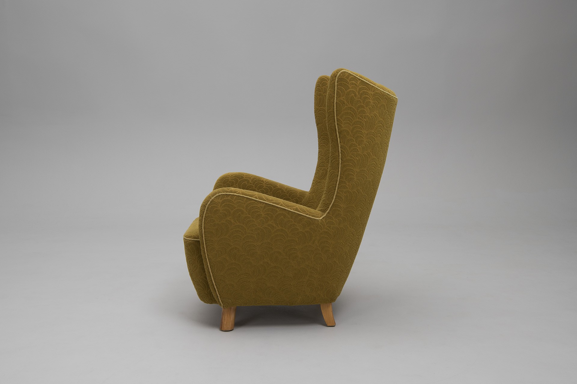 Armchair image 3