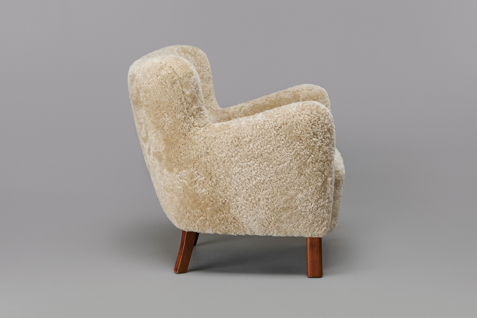 Armchair, Model no. 1669 image 4