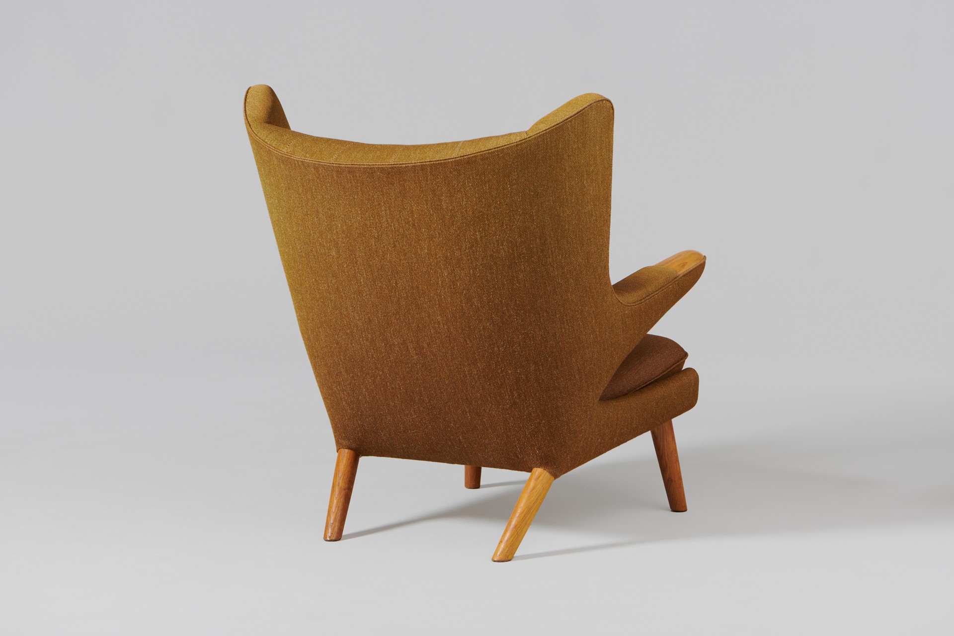 'Papa Bear' Armchair image 2