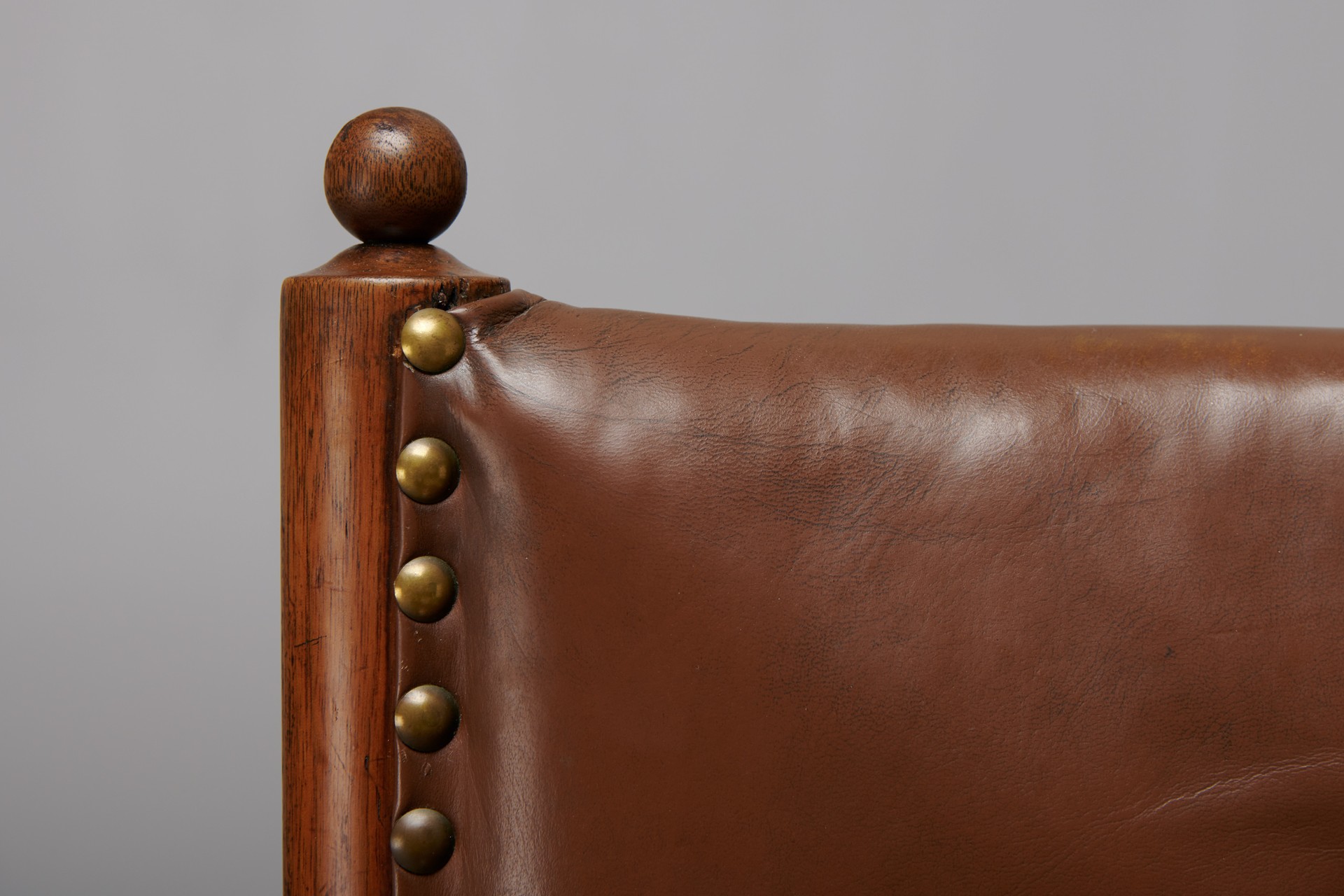 Pair of 'Madonna' chairs image 5