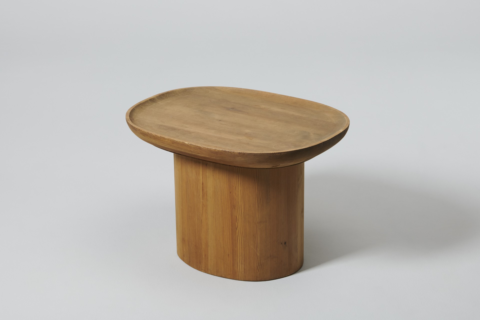 'Utö' Table image 2