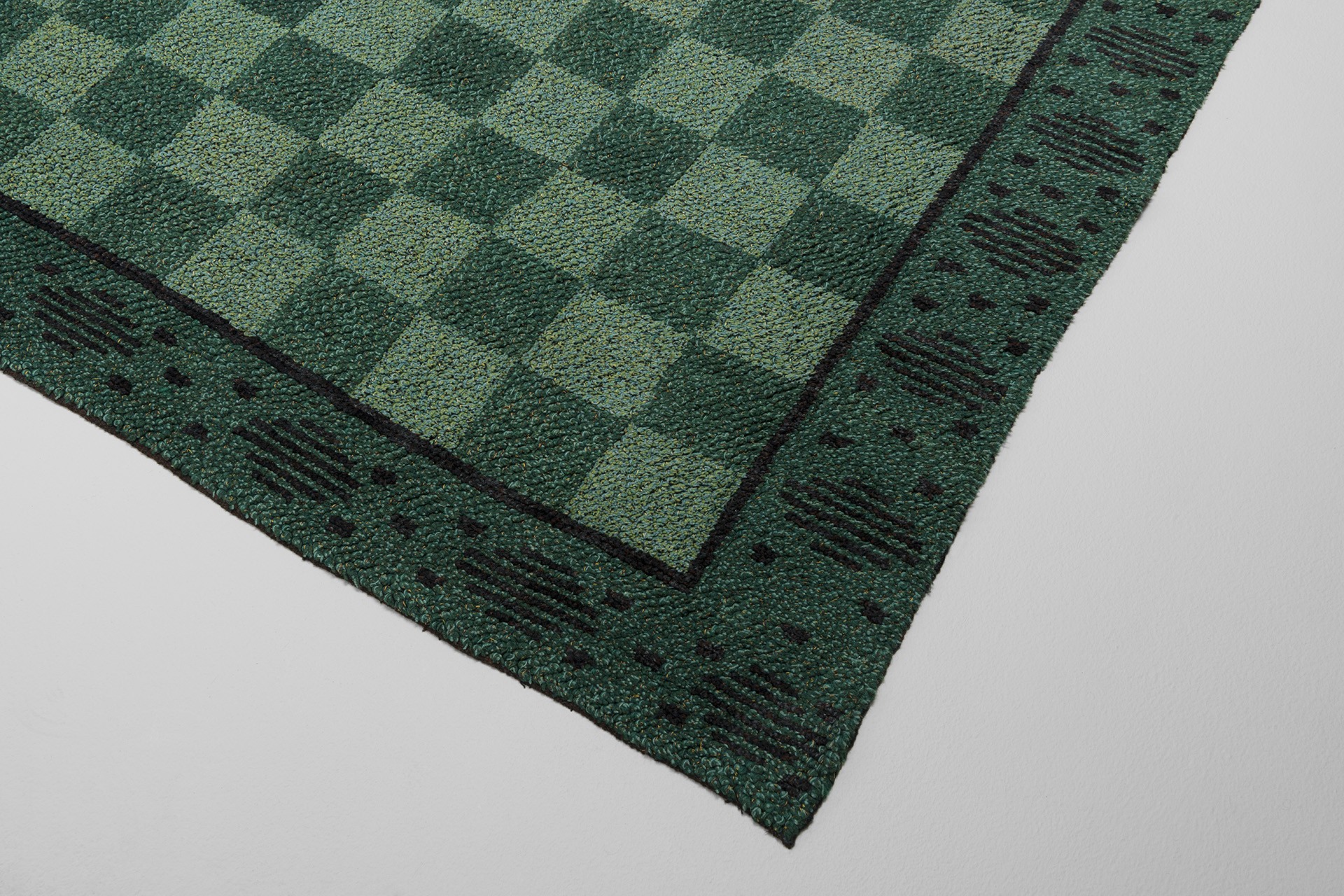Large Carpet image 3