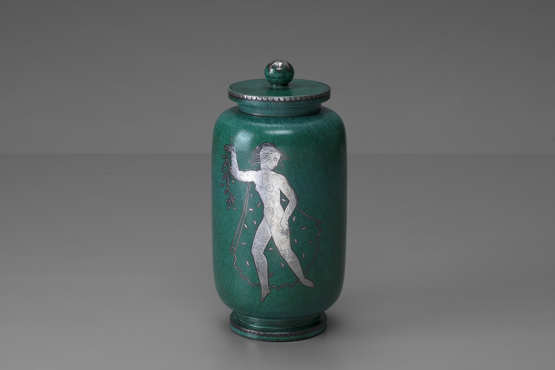 "Argenta" Urn