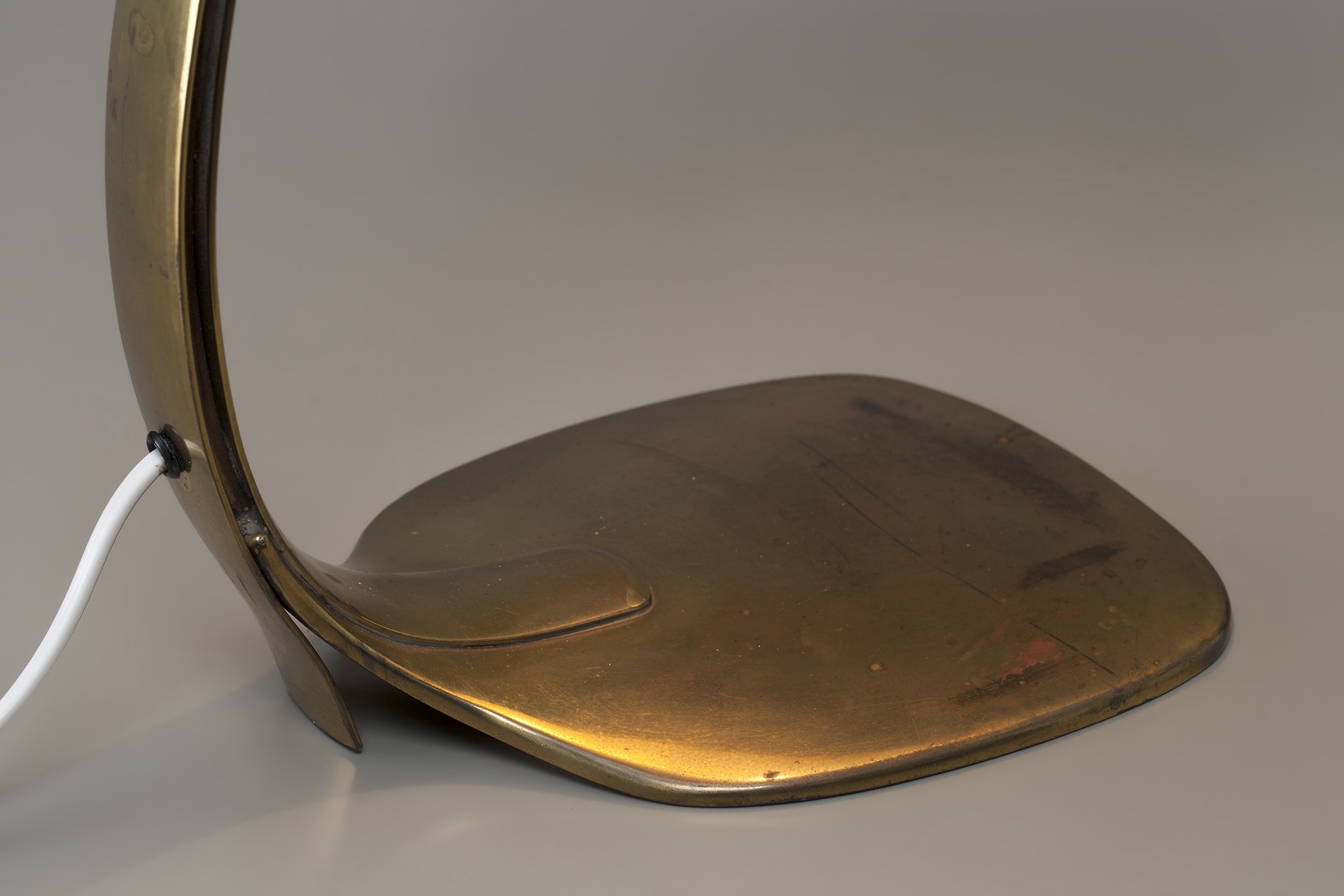 Rare Table Lamp Model no 1005 image 9