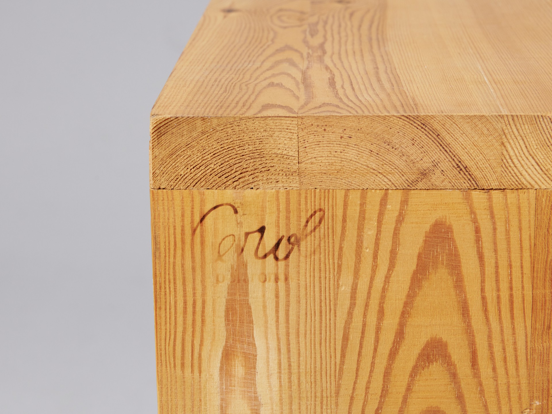 Chest of Drawers image 7