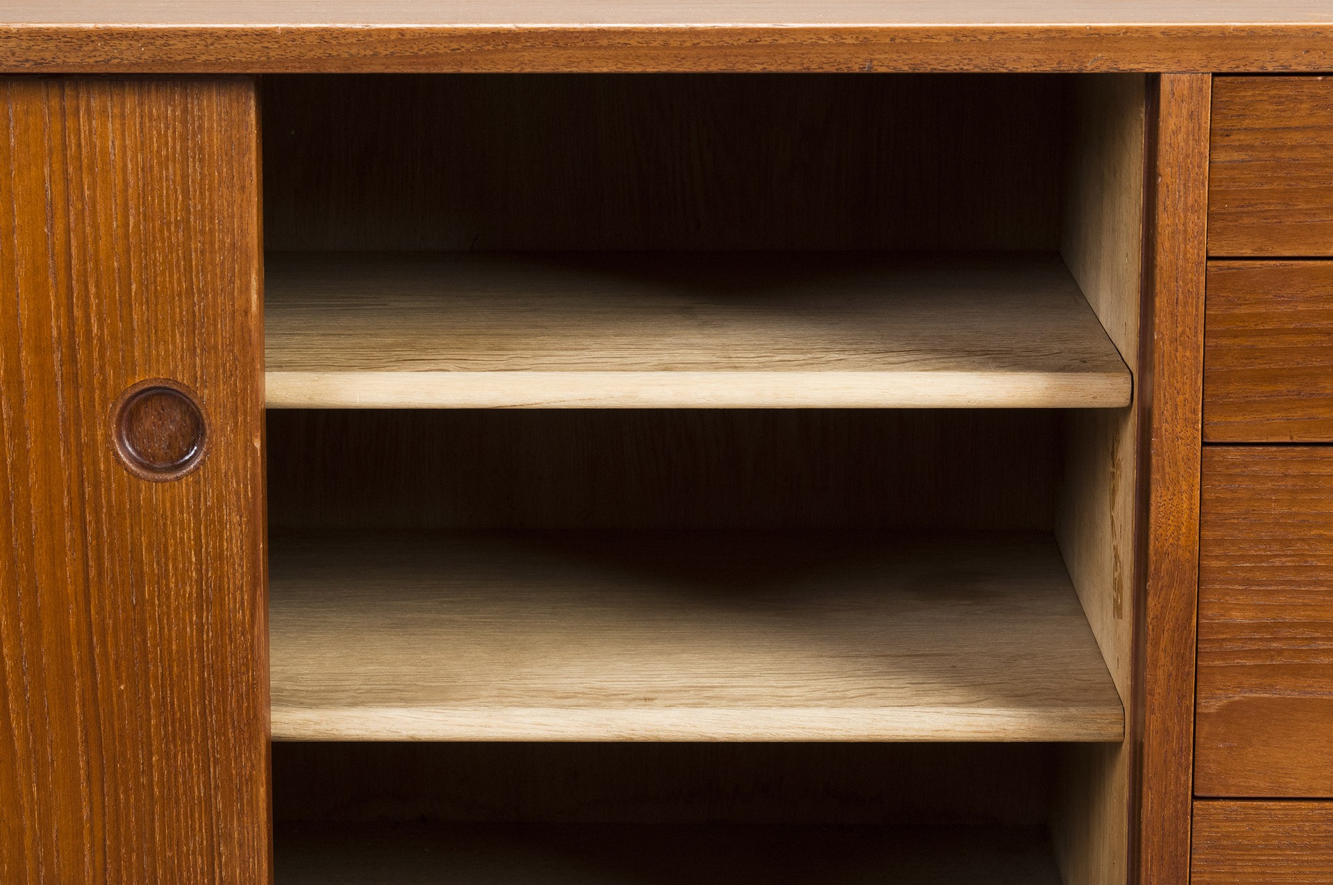 Hanging Cabinets image 6