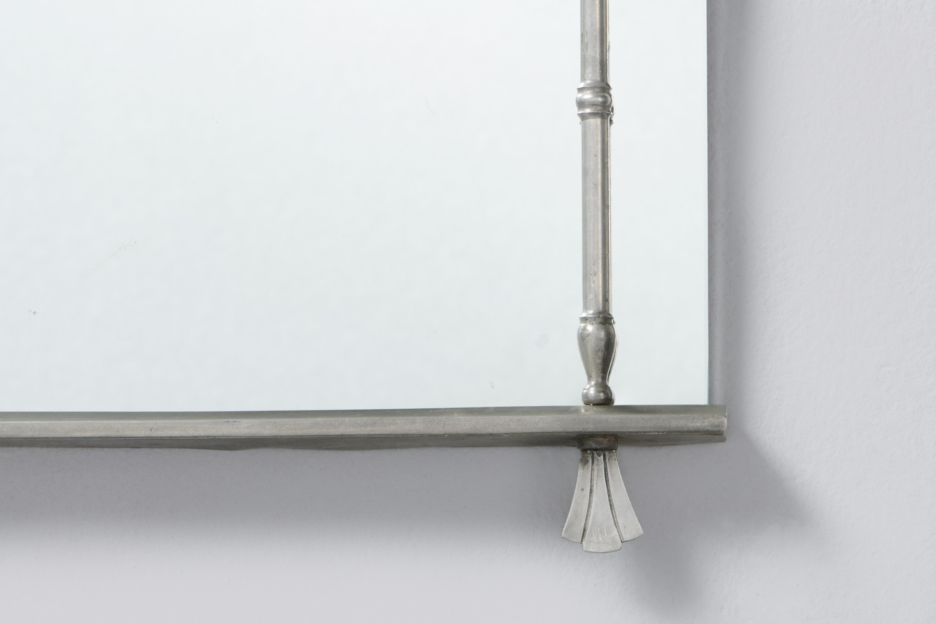 Mirror image 4