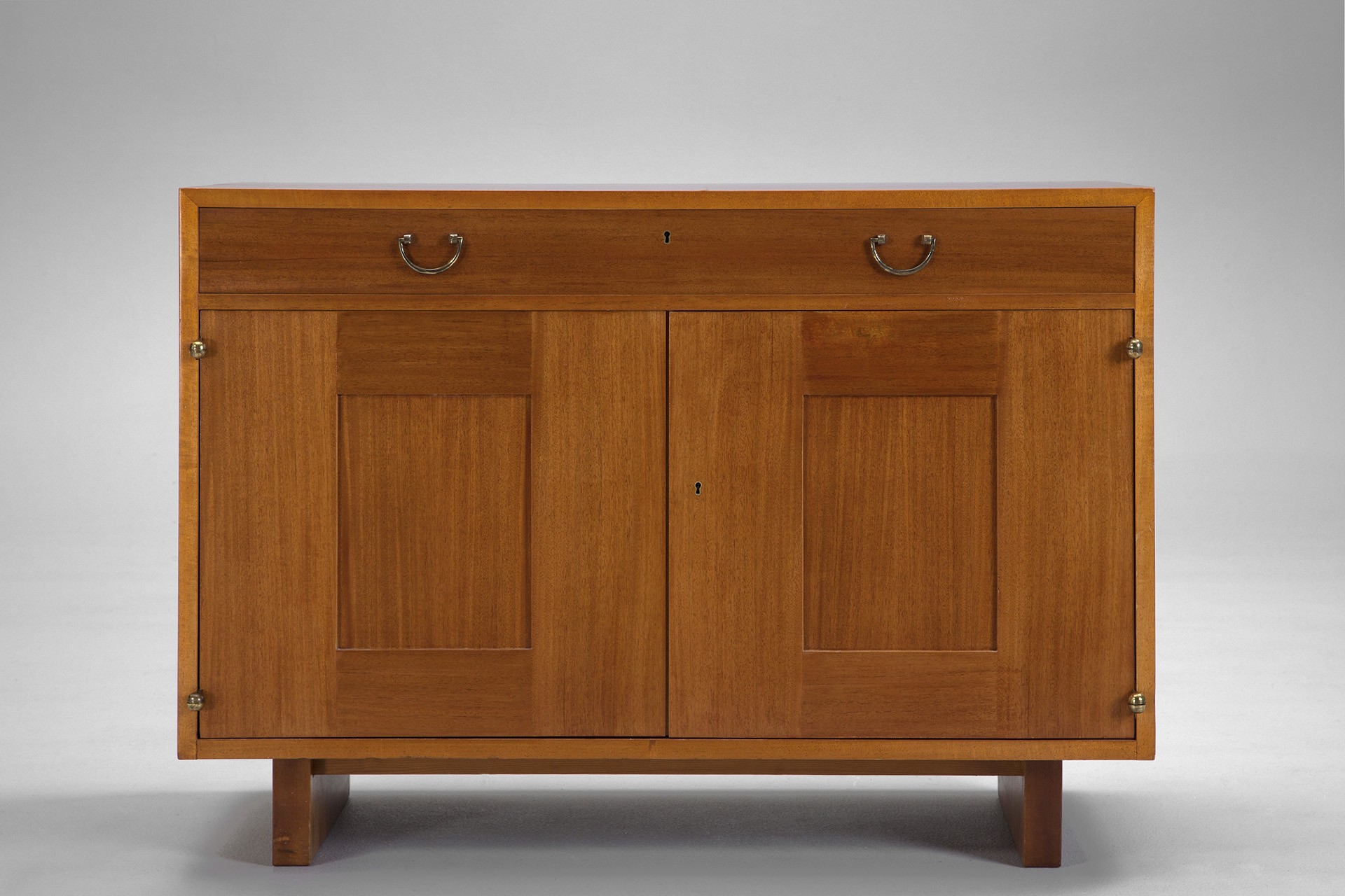 Cabinet image 2