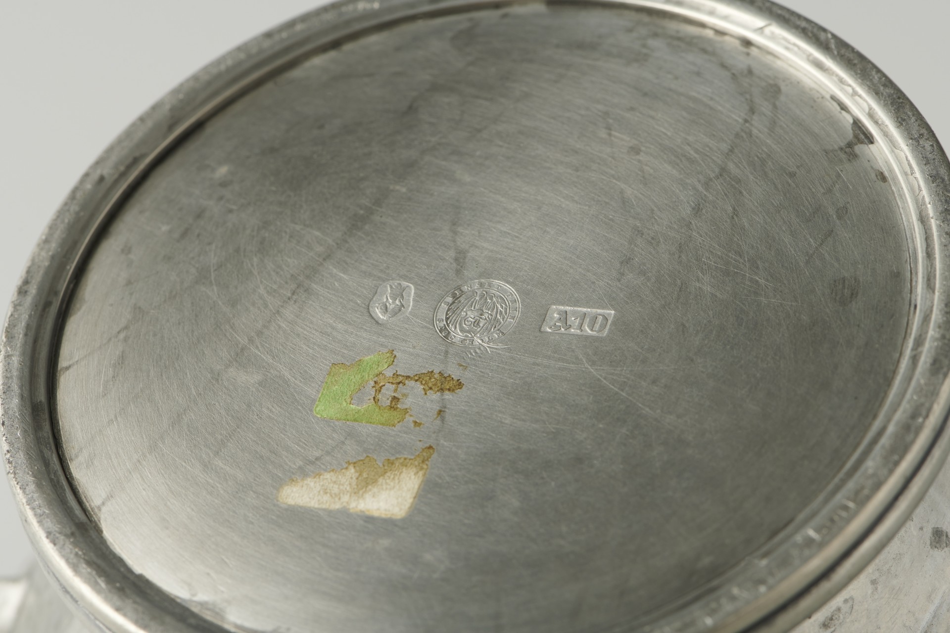 'Profile' Vase image 4