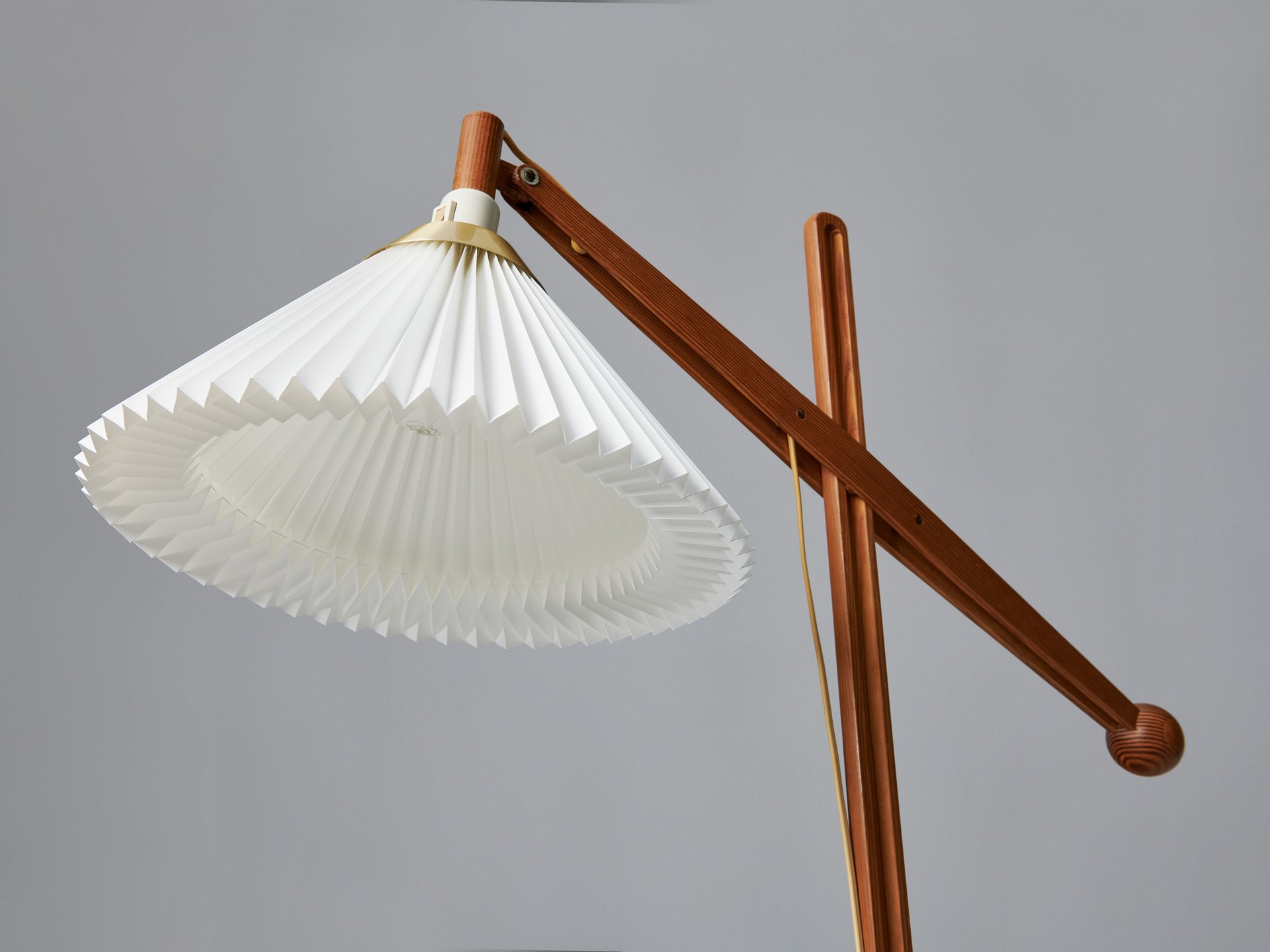 Floor Lamp image 5
