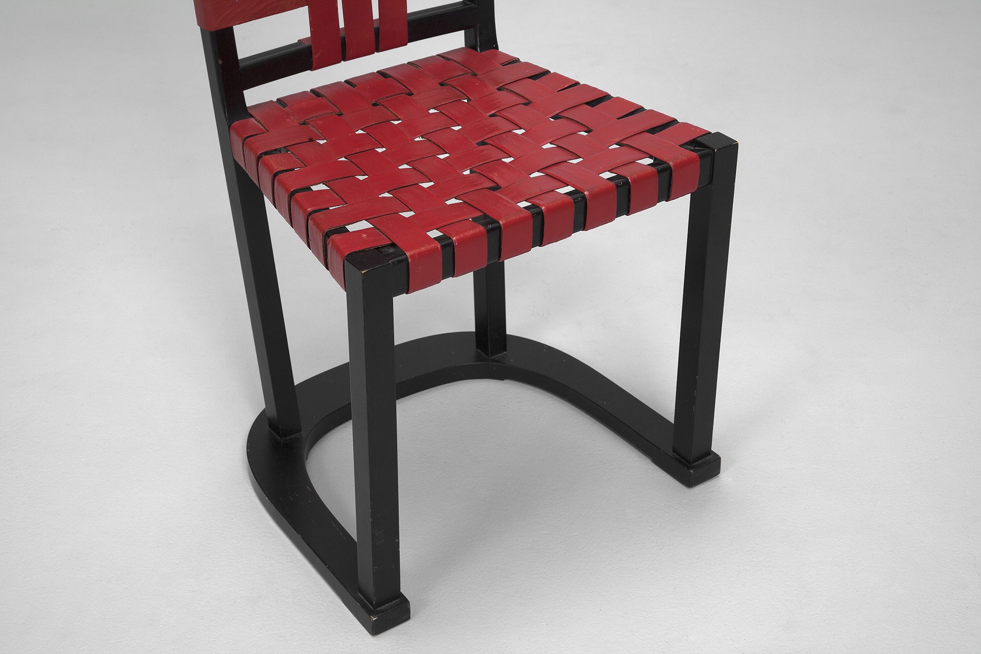 "Futurum" Chair image 3