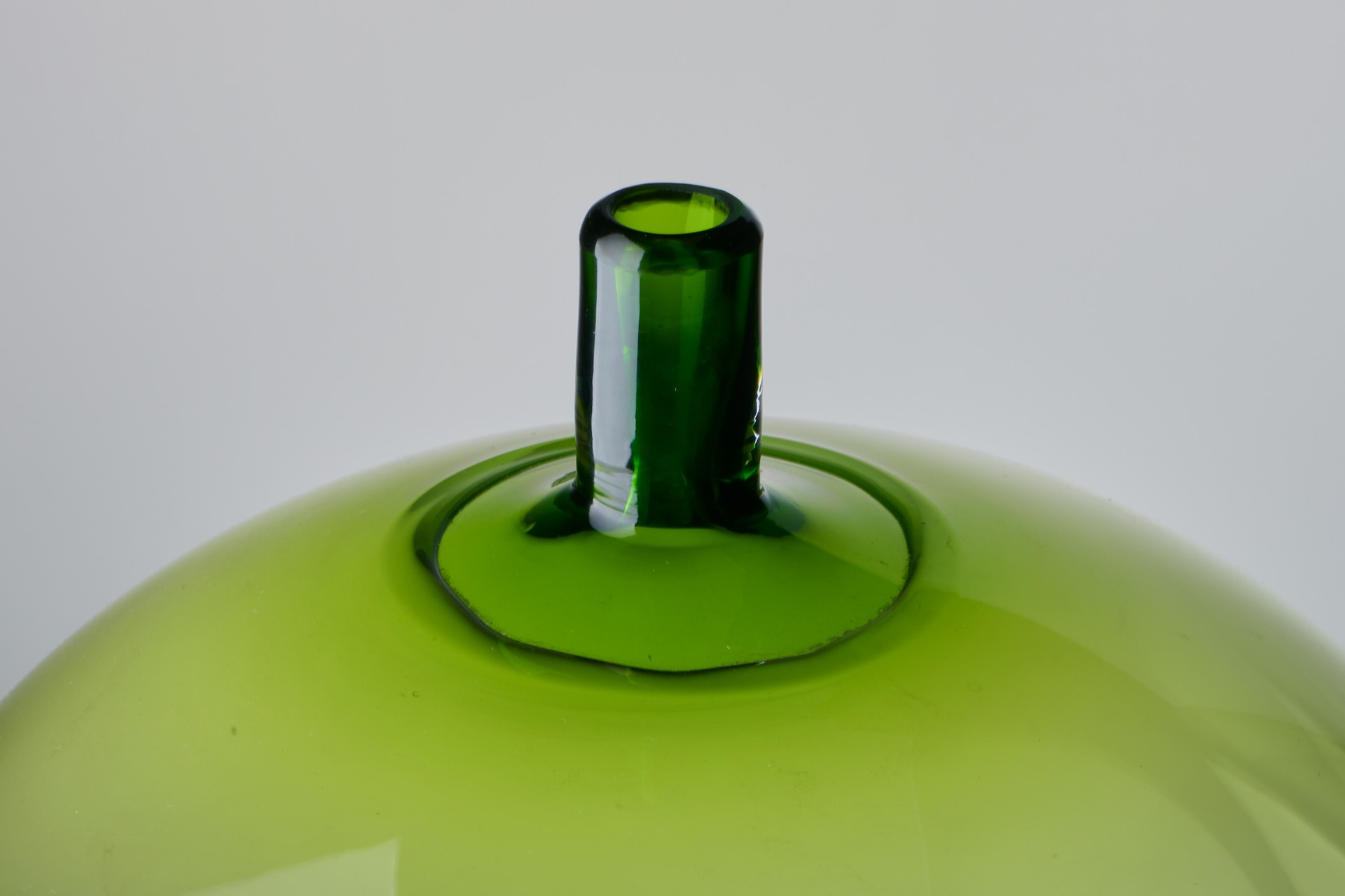 'Apple' Vase image 2