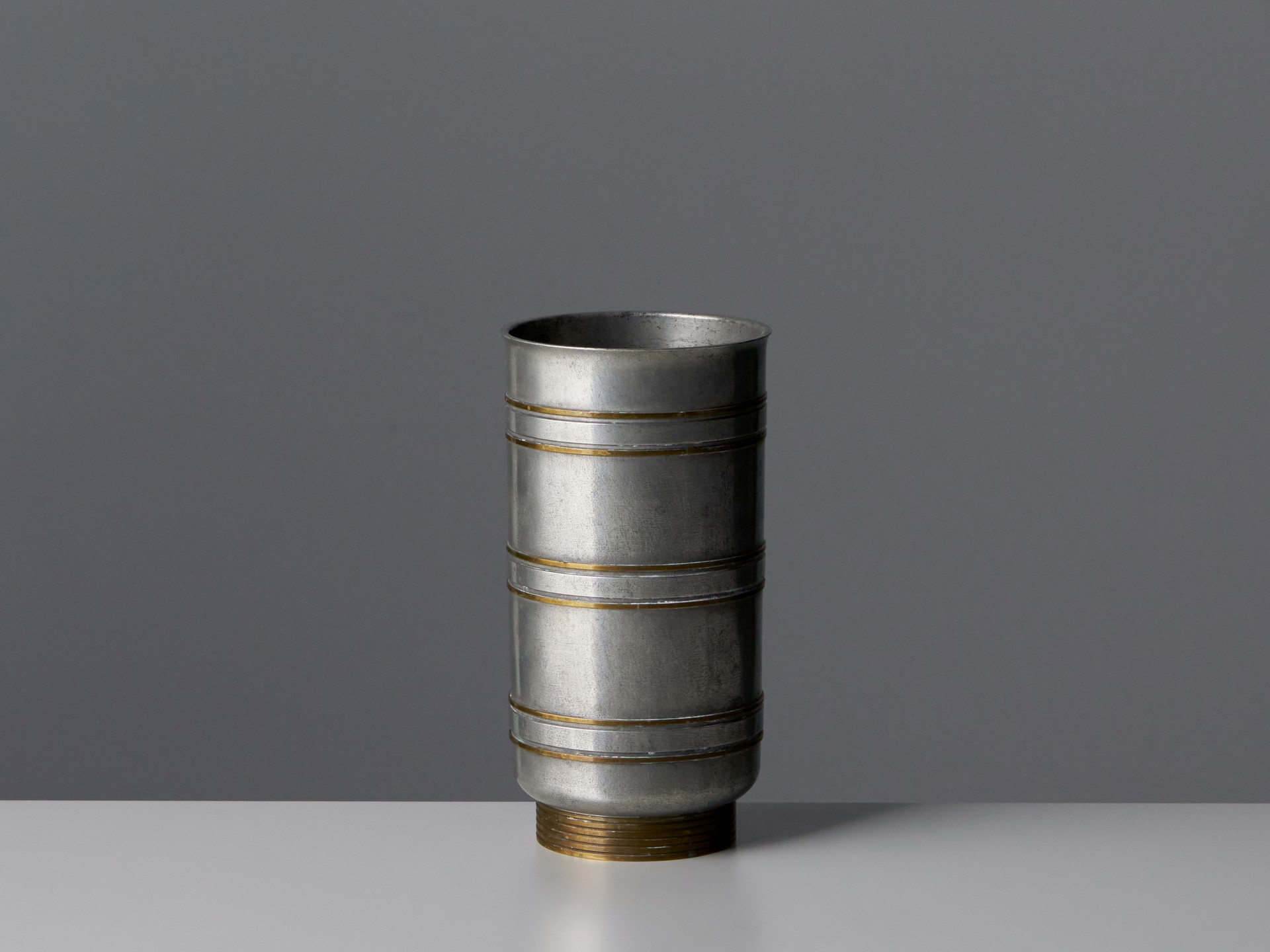 Vase image 2