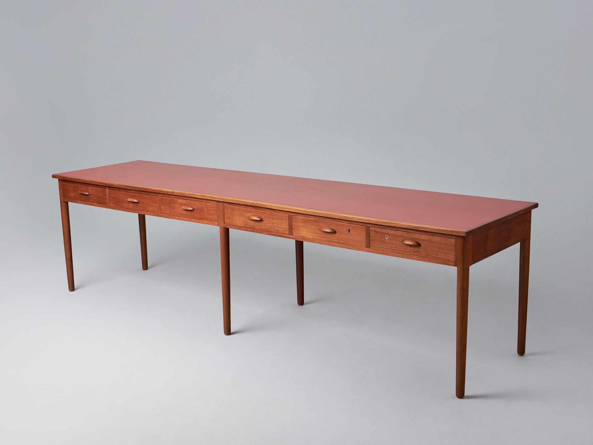 Long Console
