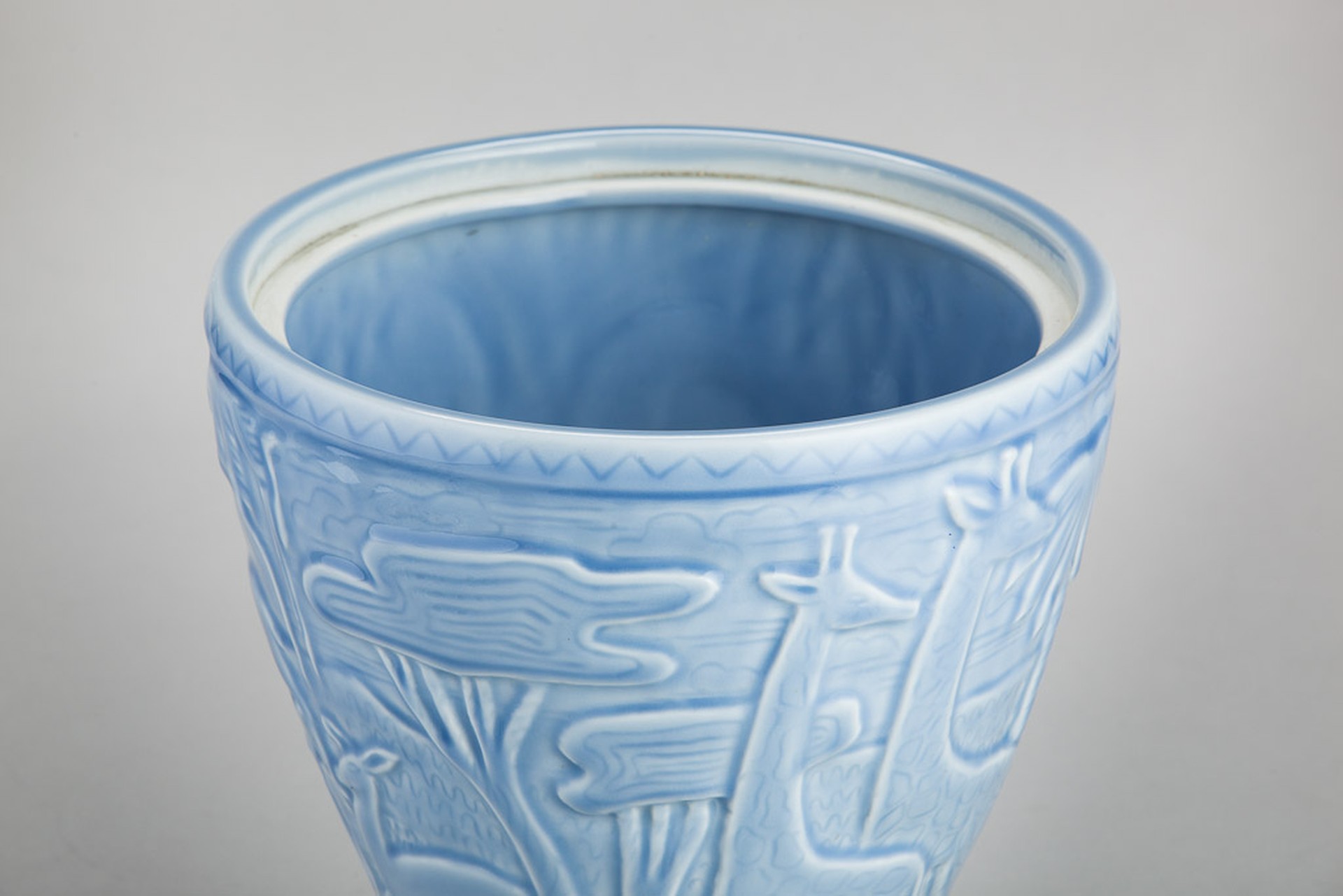 Ceramic vase image 5