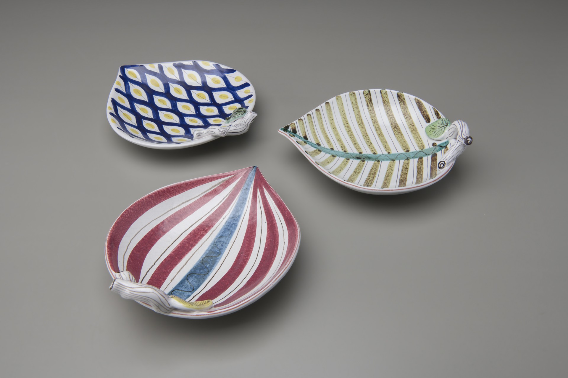 Three 'Leaf' Bowls image 3