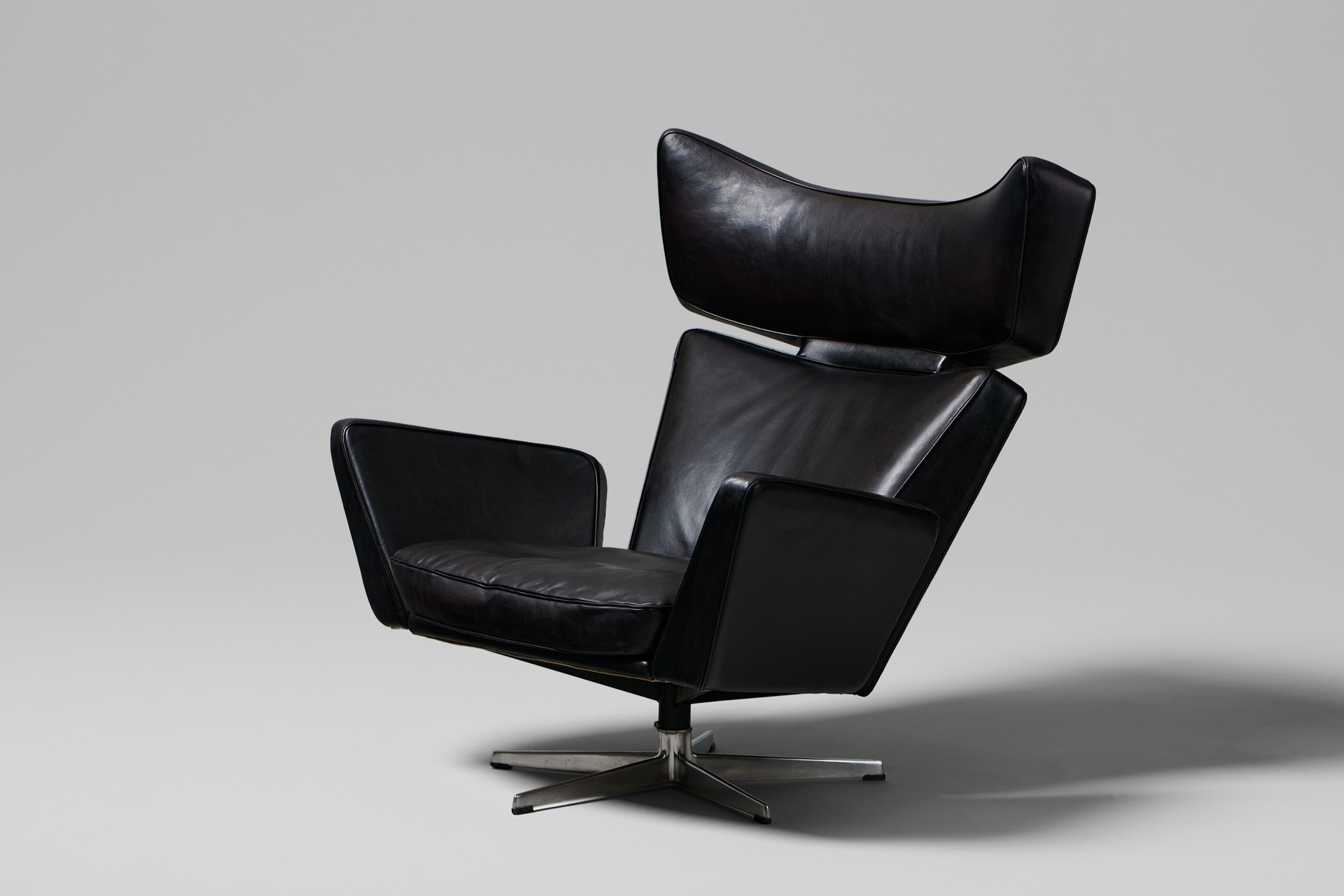 'Ox' Chair image 2