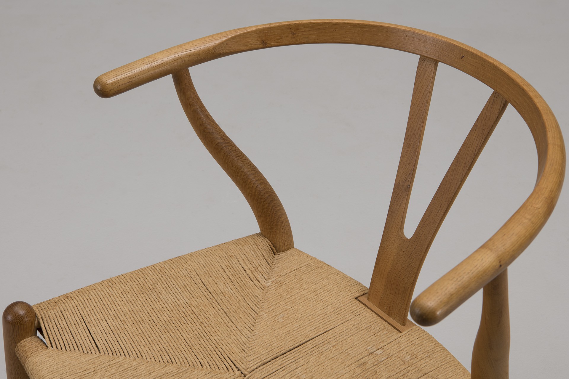 Set of Six 'Wishbone' Armchairs, Model no. CH-24 image 5