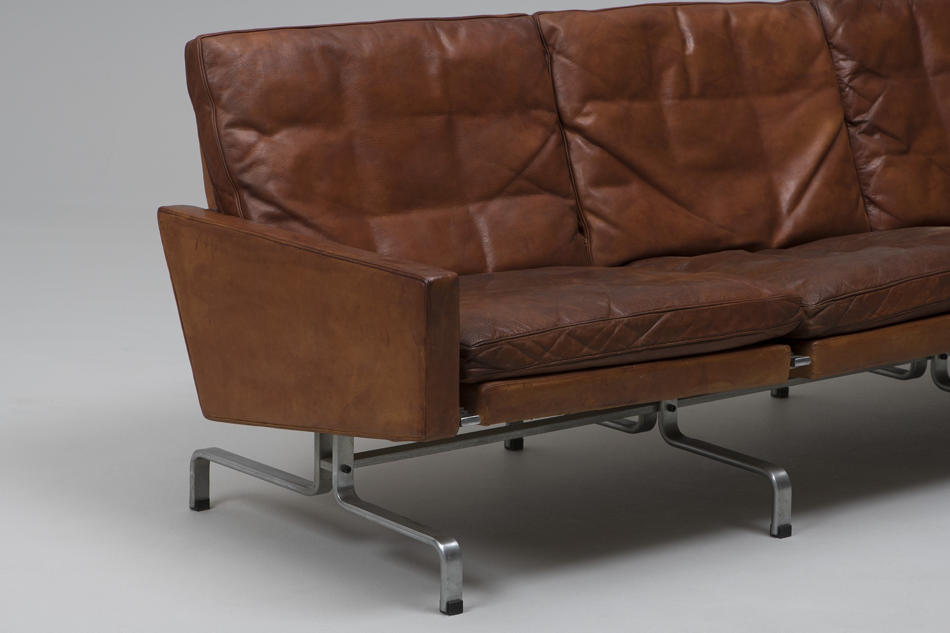 PK 31/3 Three Seater Sofa image 5
