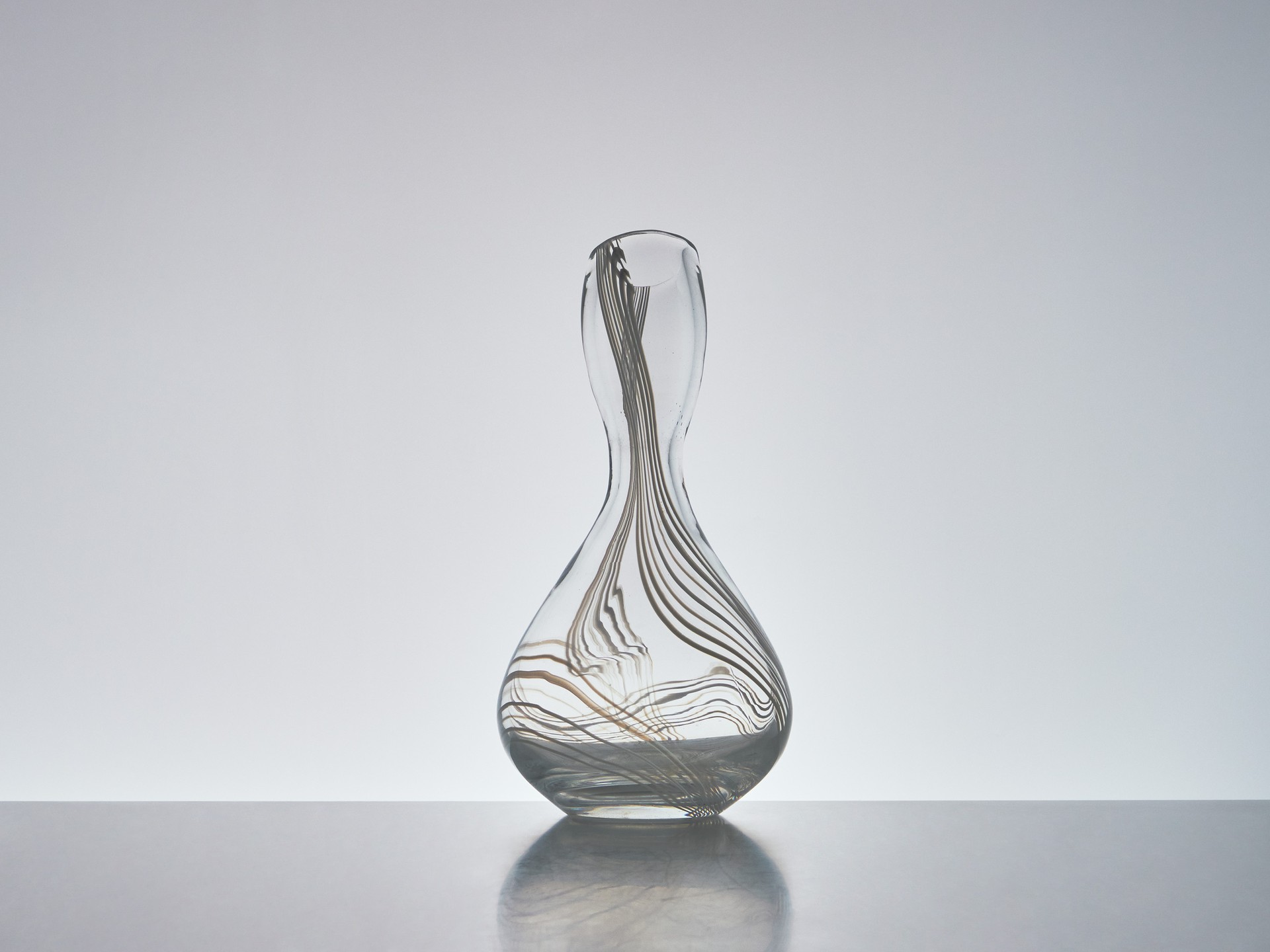 Vase image 3
