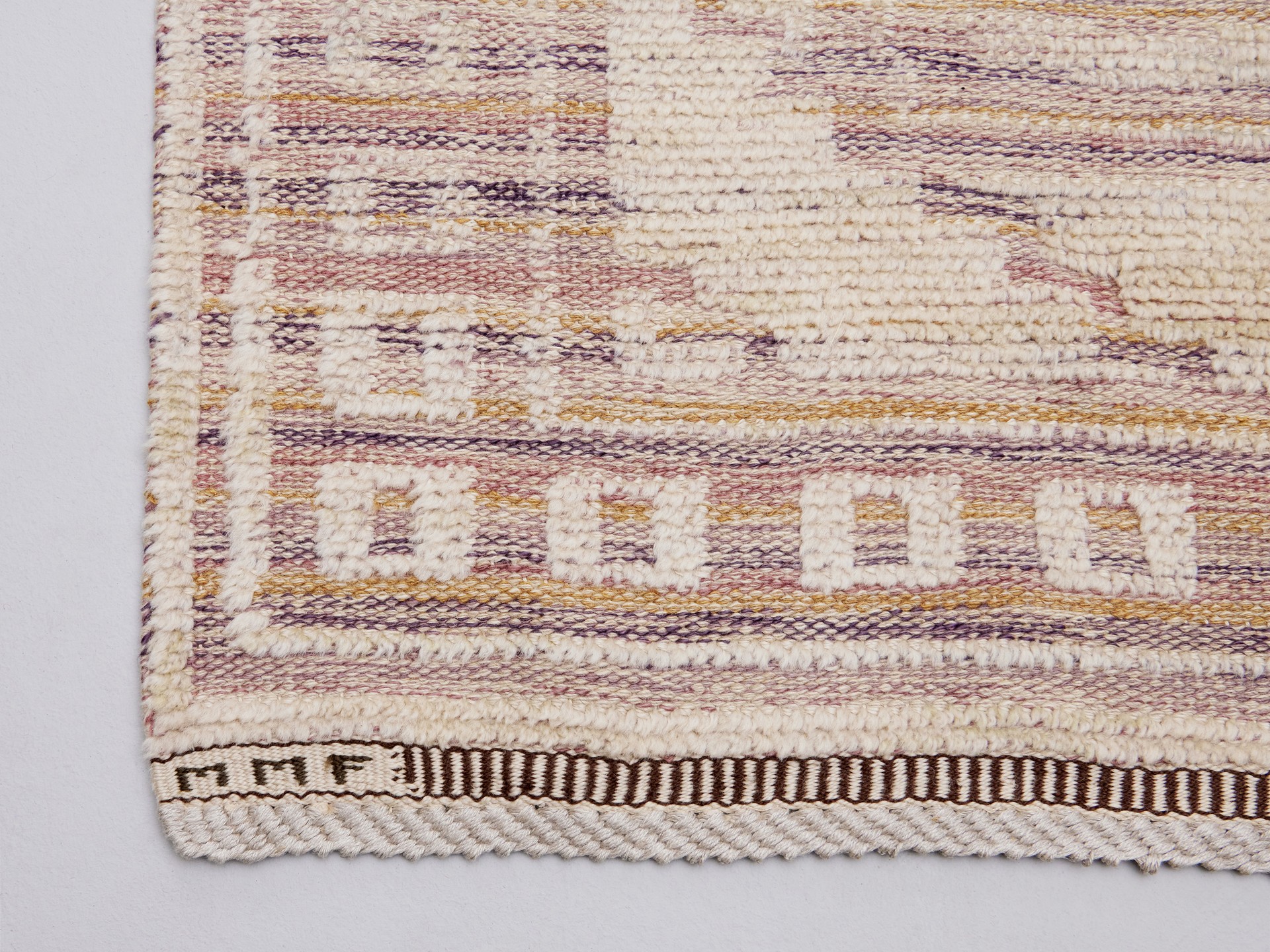 'Vita Spetsporten' Carpet image 4