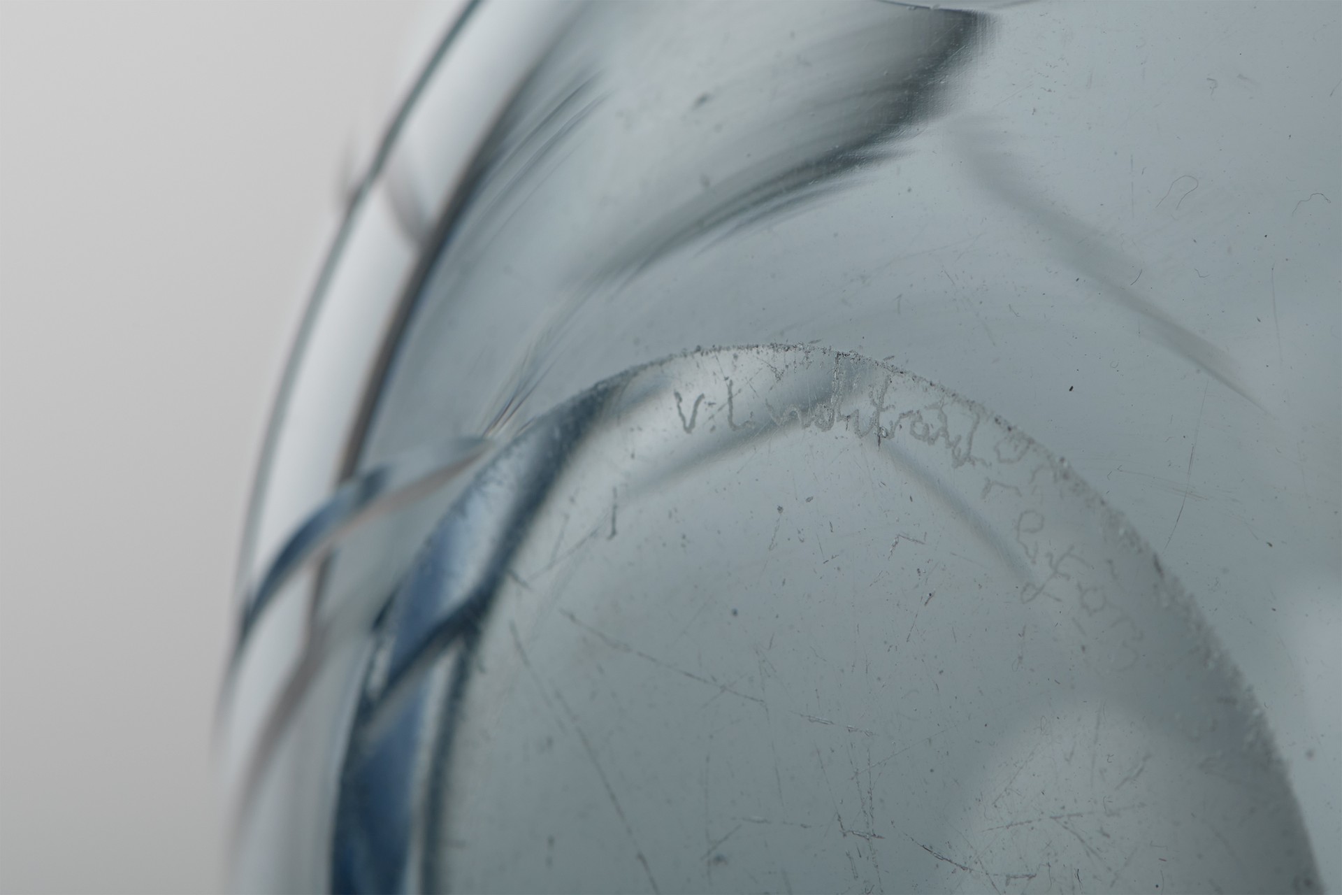 Vase image 5