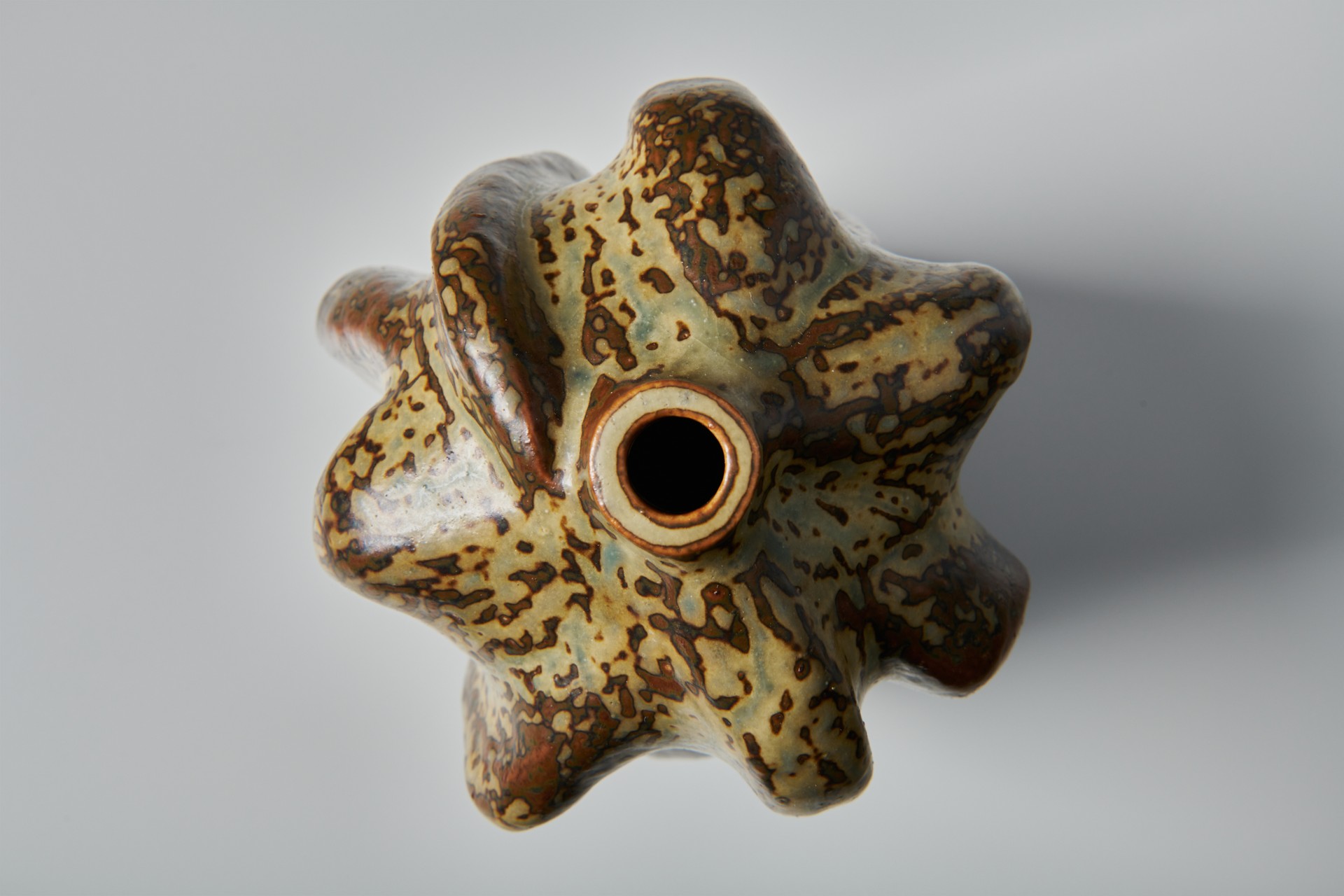 Vase image 6