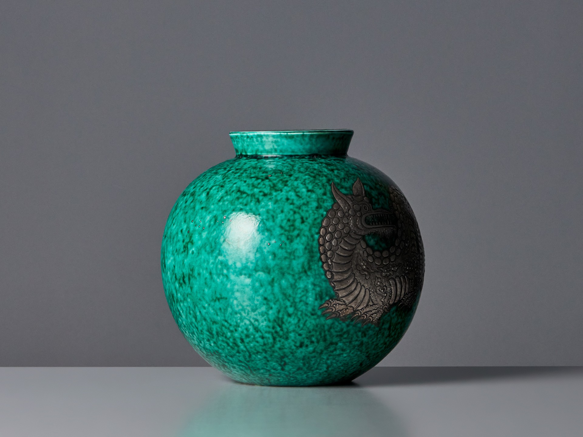 'Argenta' Vase image 4