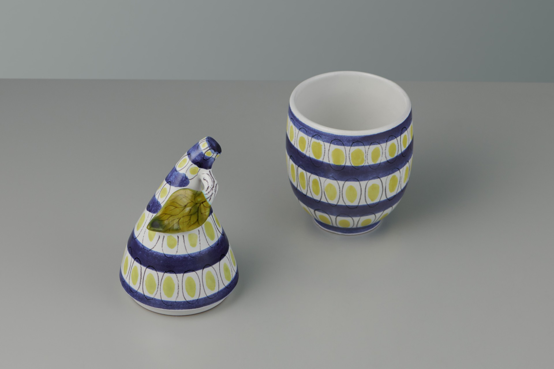 Vessel with Cover image 2