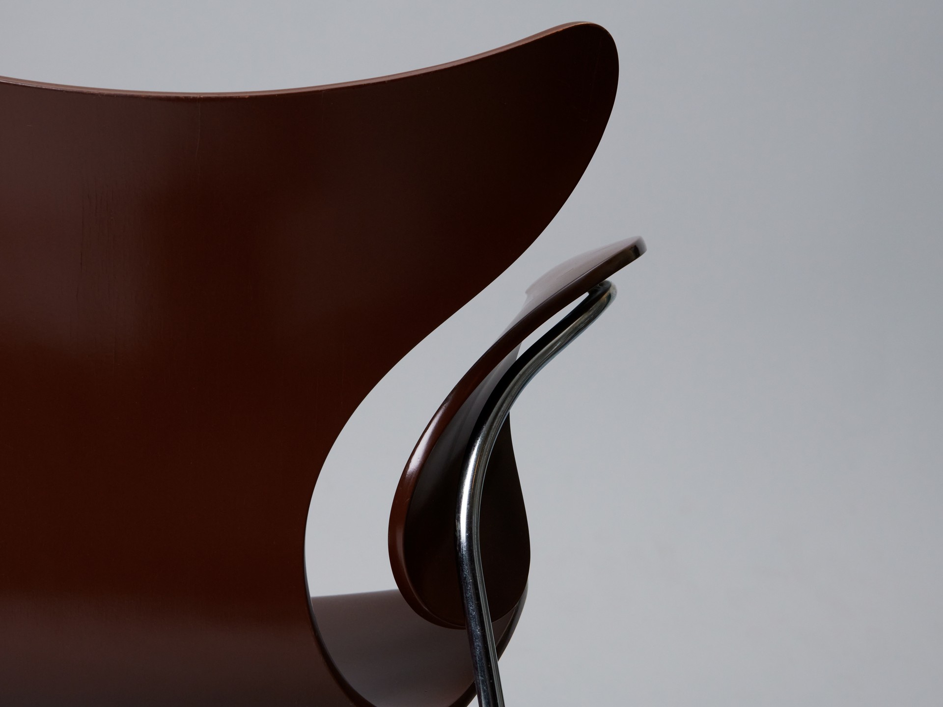 Set of Four 'Seagull' Chairs image 8