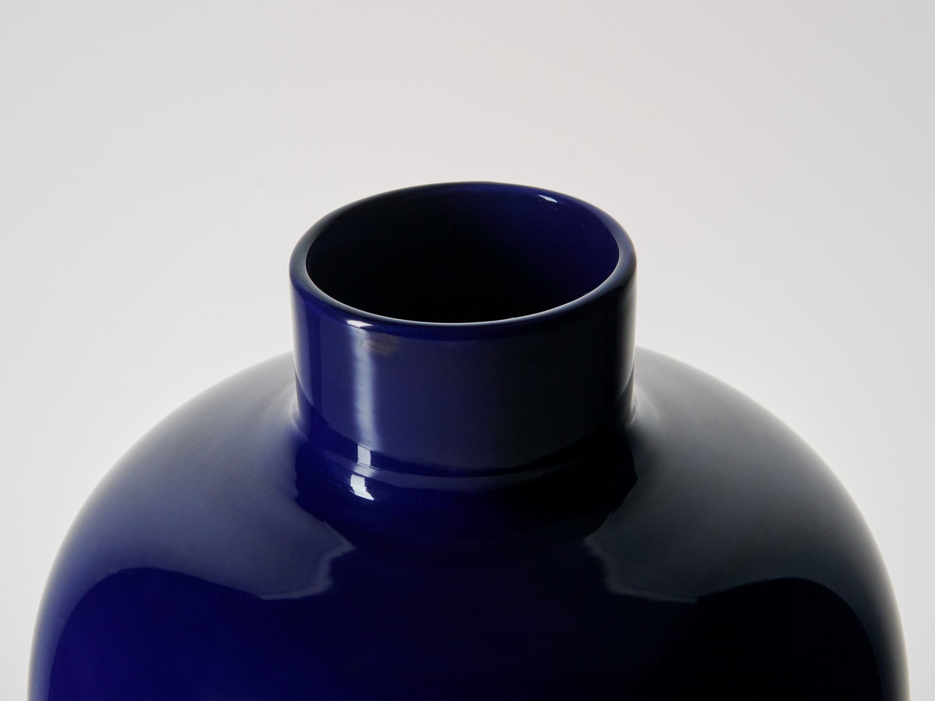 'Cinesi' Vase image 5